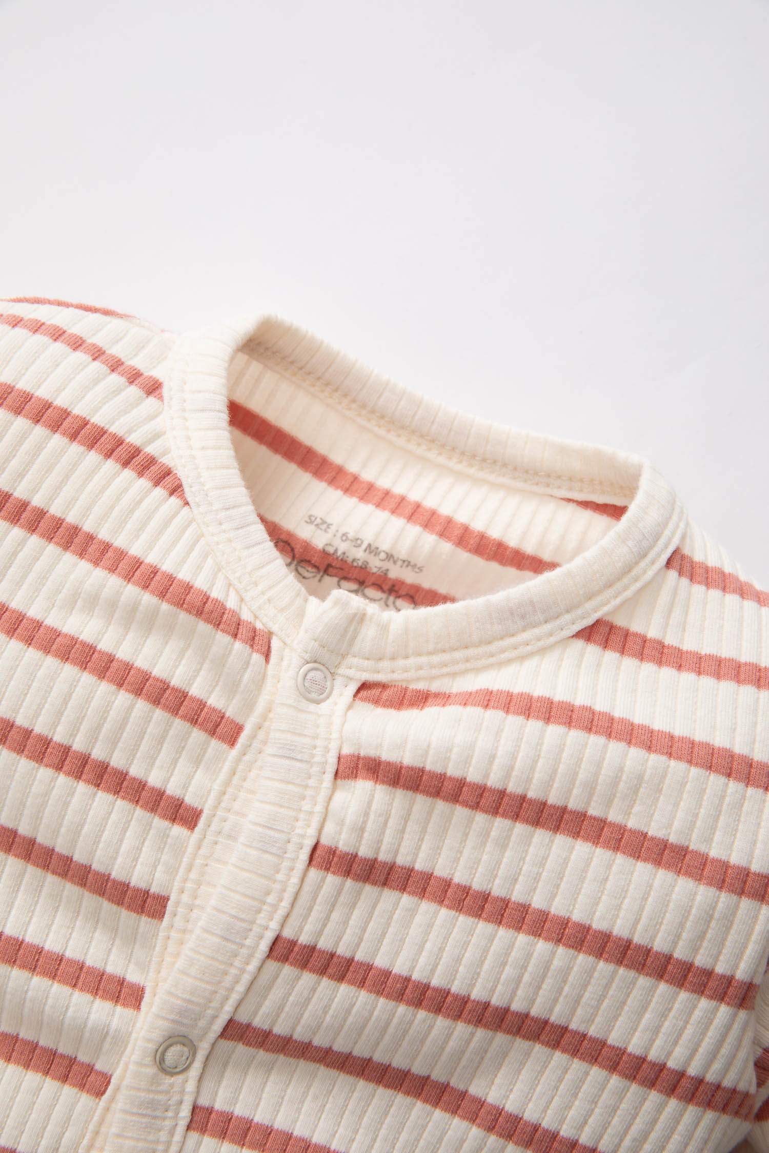 جمبسوت بناتي مخطط حديثي الولادة مضلع