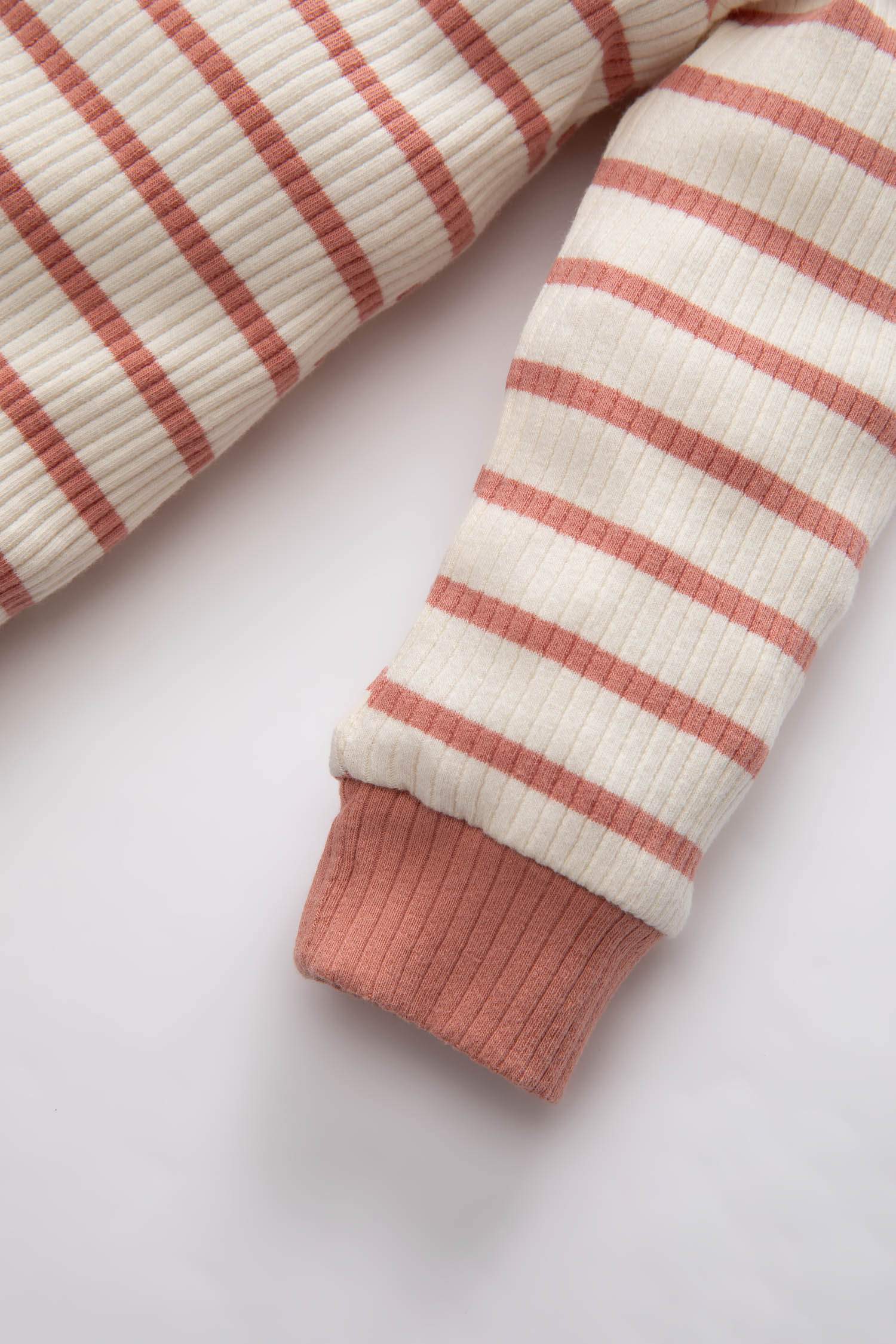 جمبسوت بناتي مخطط حديثي الولادة مضلع