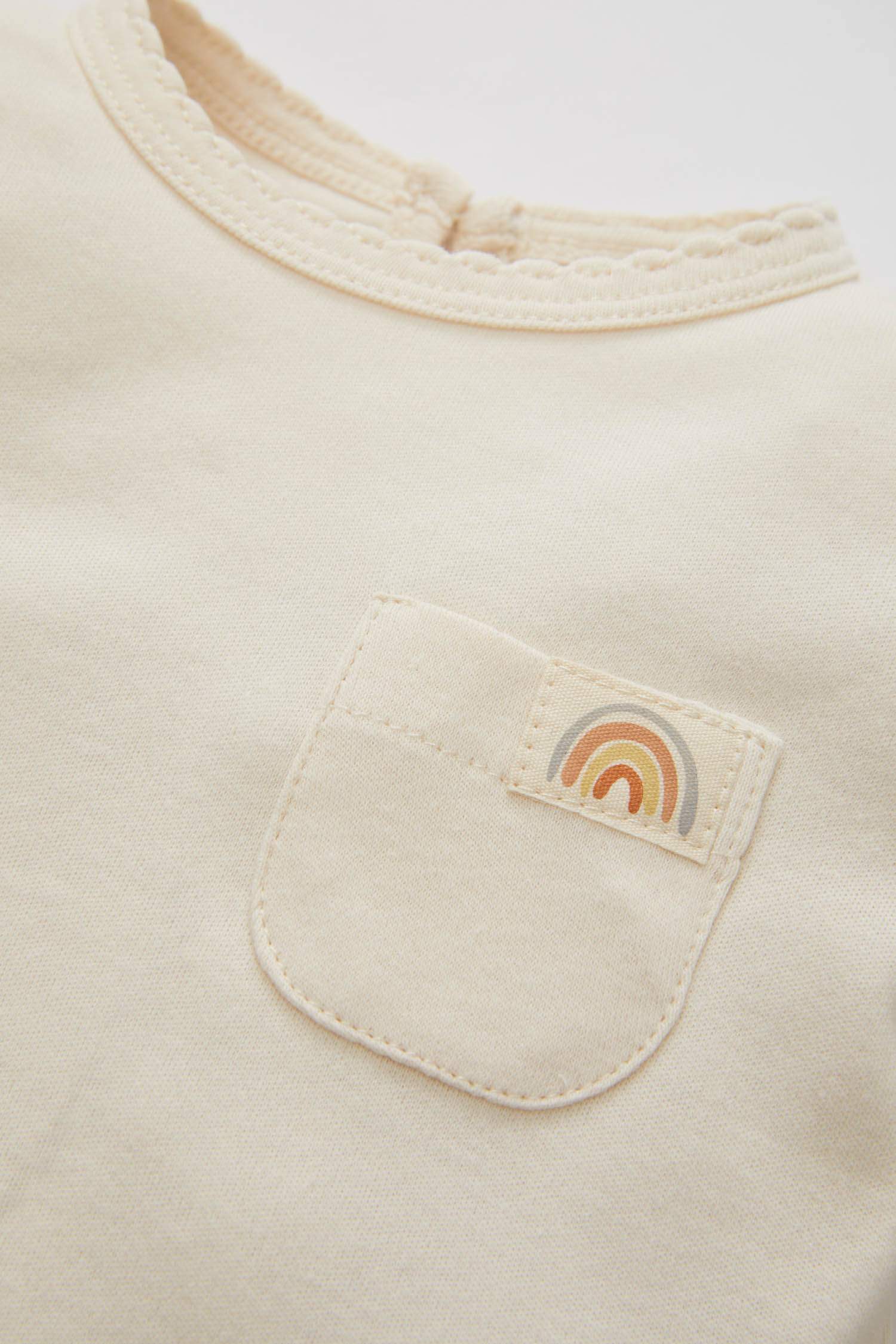 Комплект вязанный 2 шт. стандартного кроя из камзола для малышей девочек