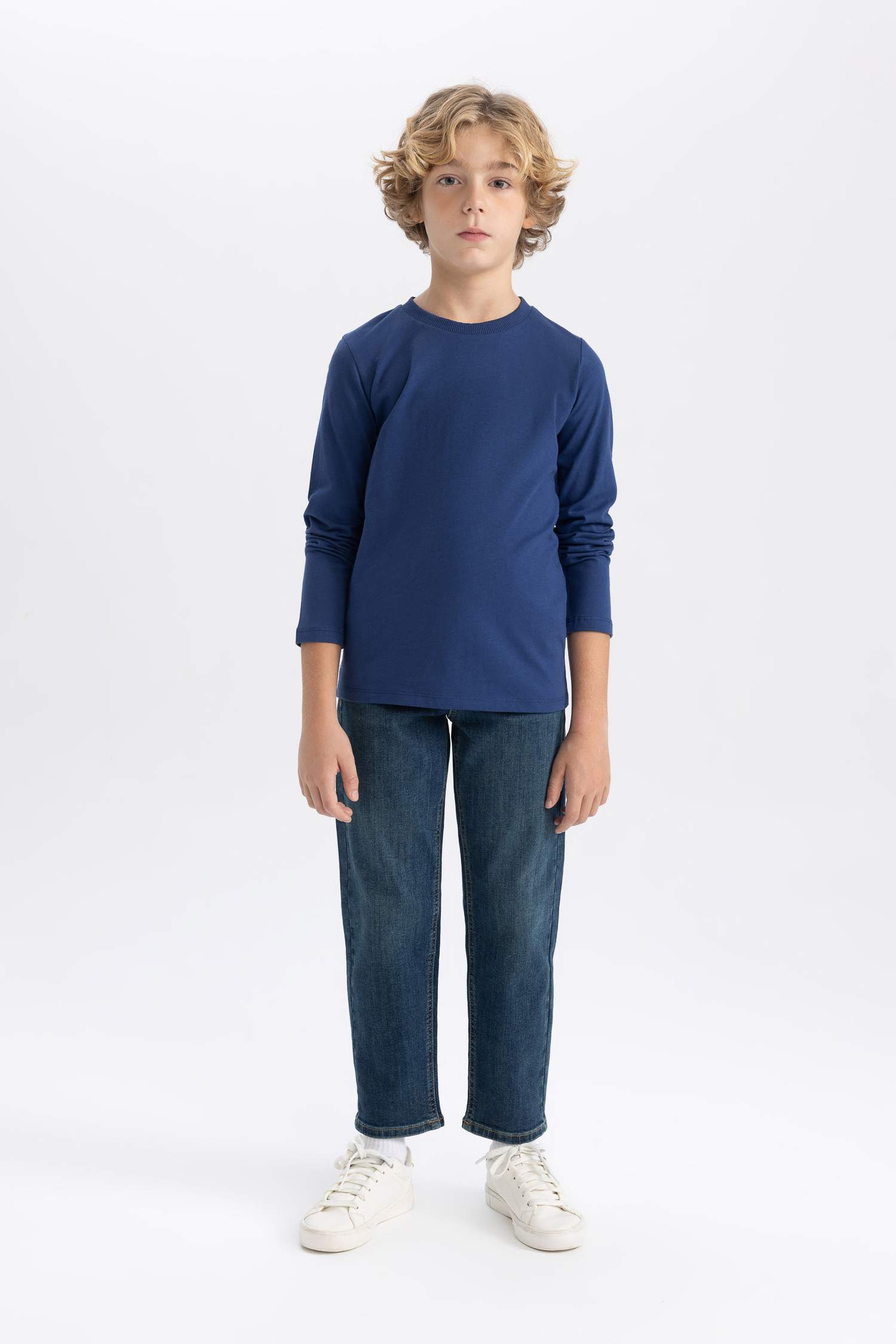 Boy Regular Fit Crew Neck Long Sleeve T-Shirt