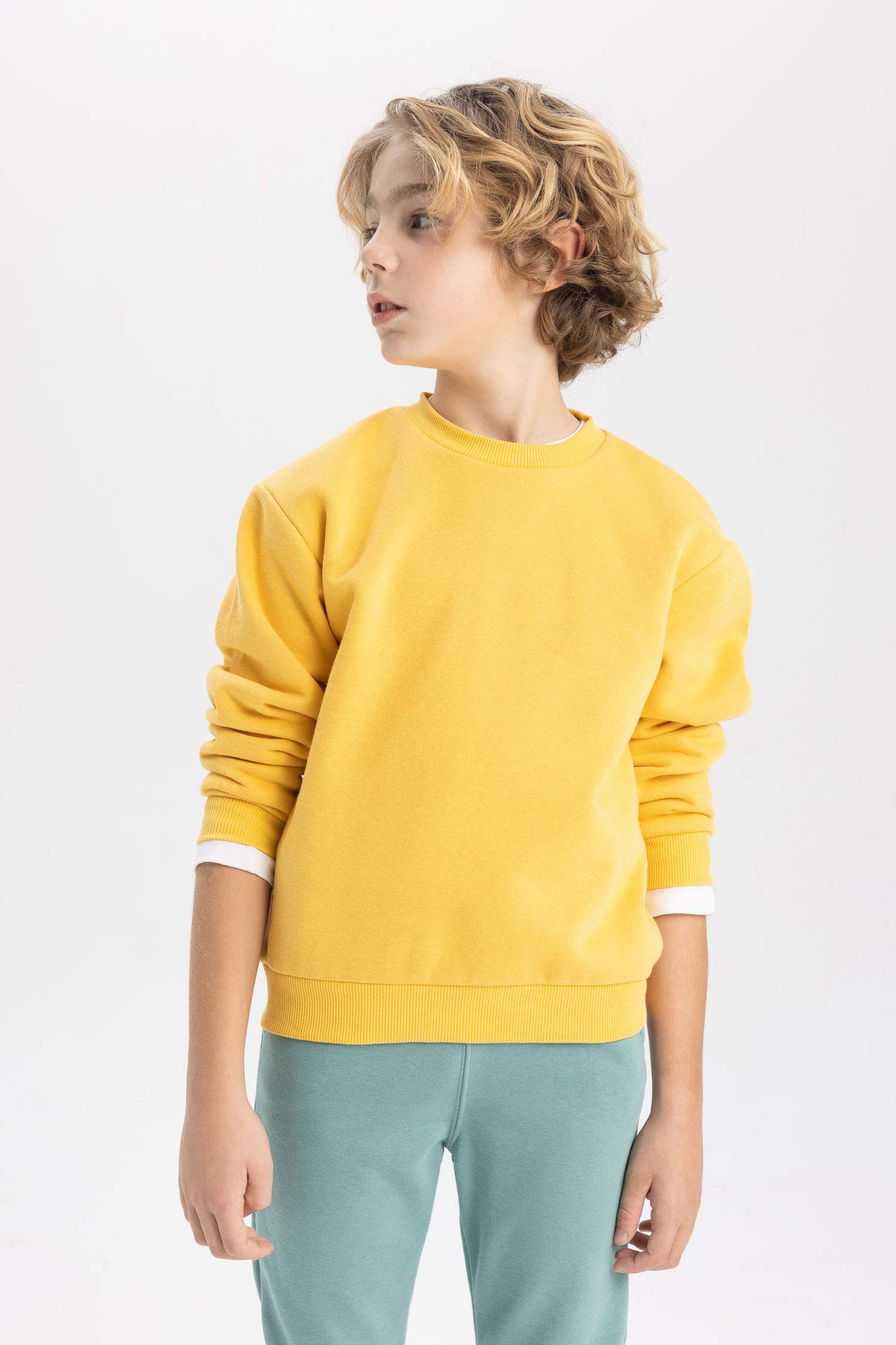 Erkek Çocuk Bisiklet Yaka Basic Düz Sweatshirt