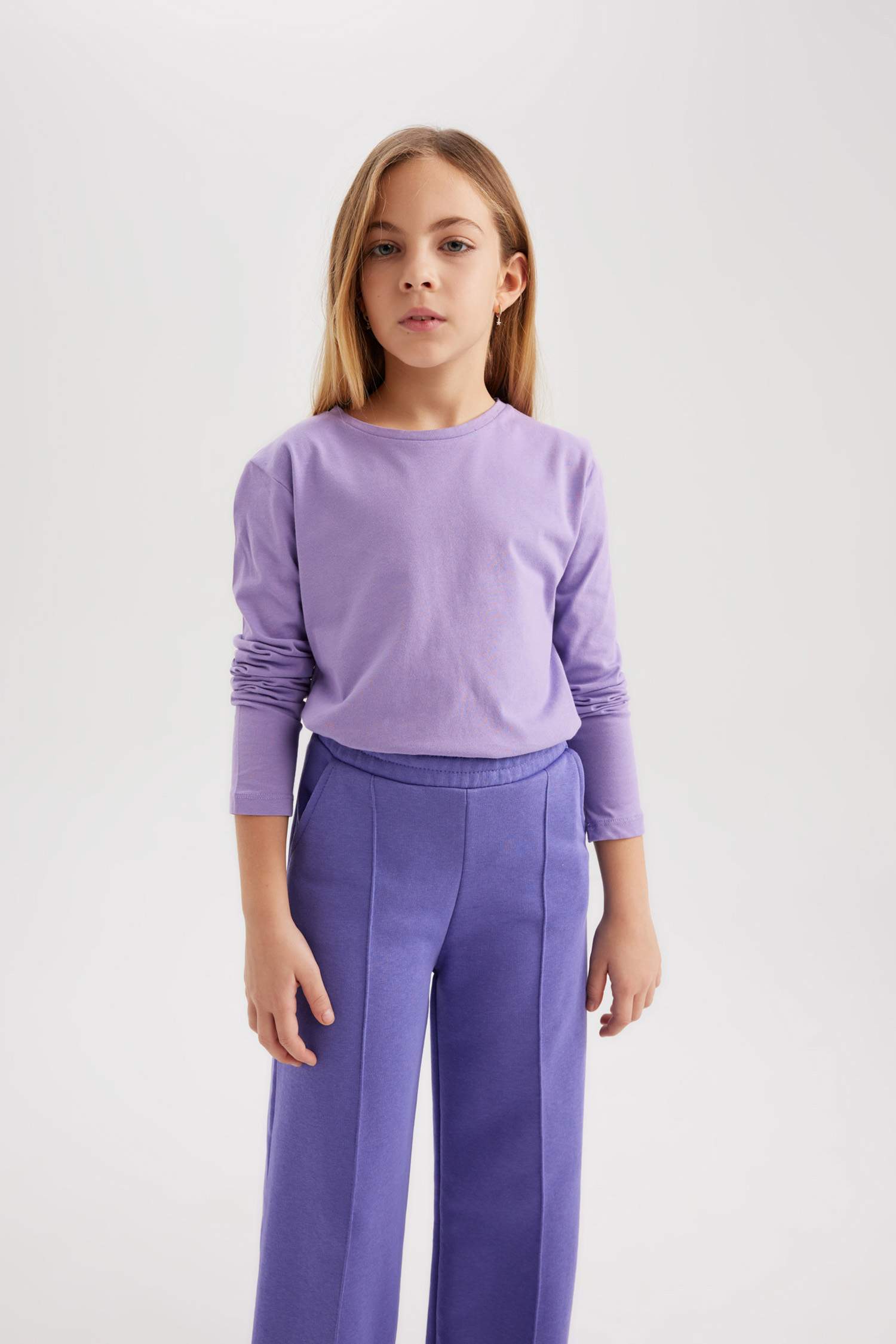 تيشيرت بناتي سادة ردن طويل قصة عادية بياخة مستديرة