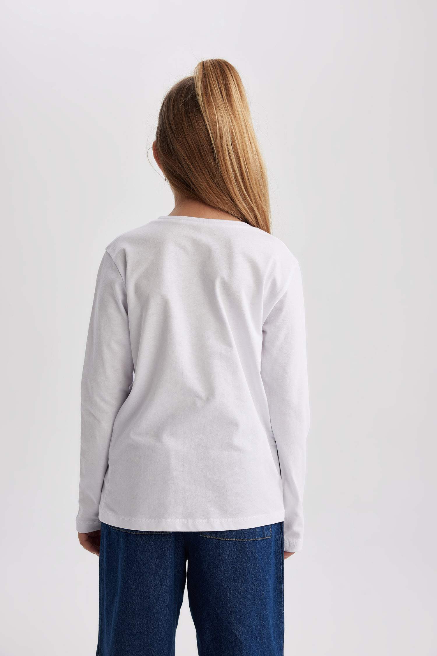 تيشيرت بناتي سادة ردن طويل قصة عادية بياخة مستديرة