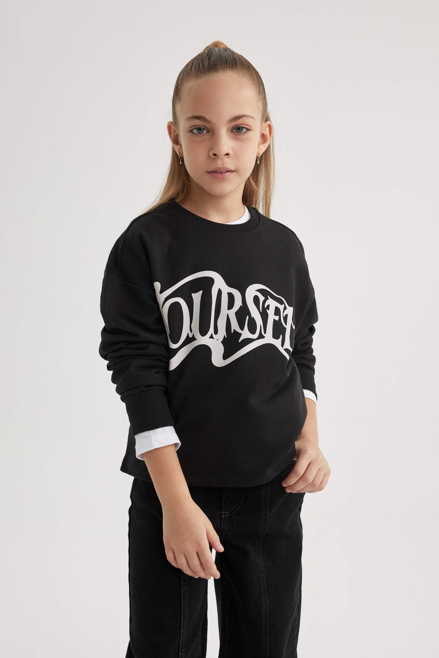 تيشيرت كروب بناتي ردن طويل مطبوع