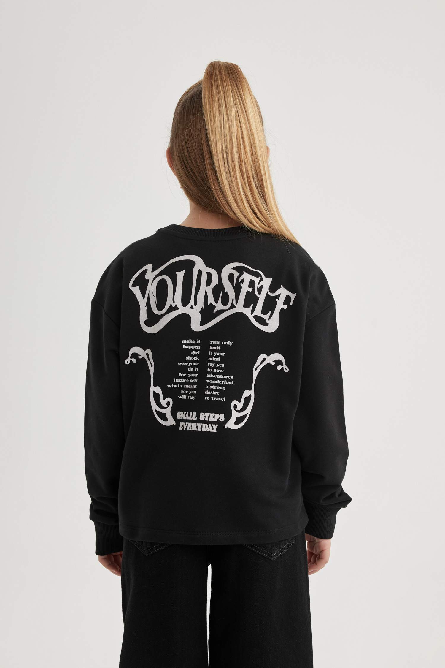 تيشيرت كروب بناتي ردن طويل مطبوع