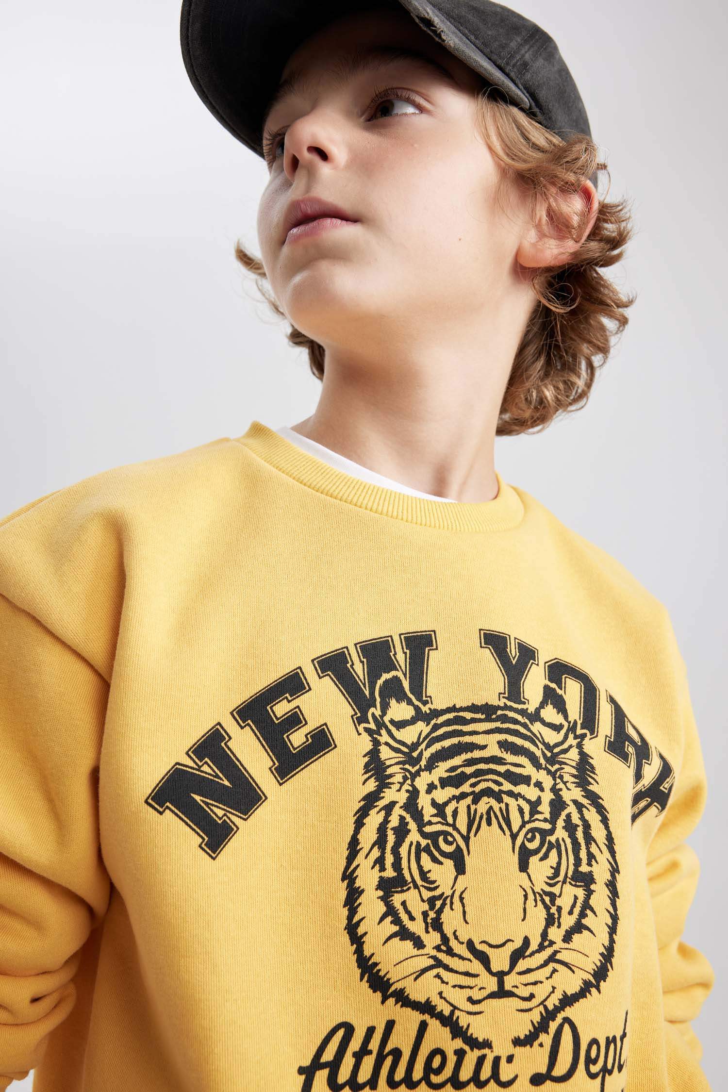 Erkek Çocuk  Bisiklet Yaka Baskılı Sweatshirt