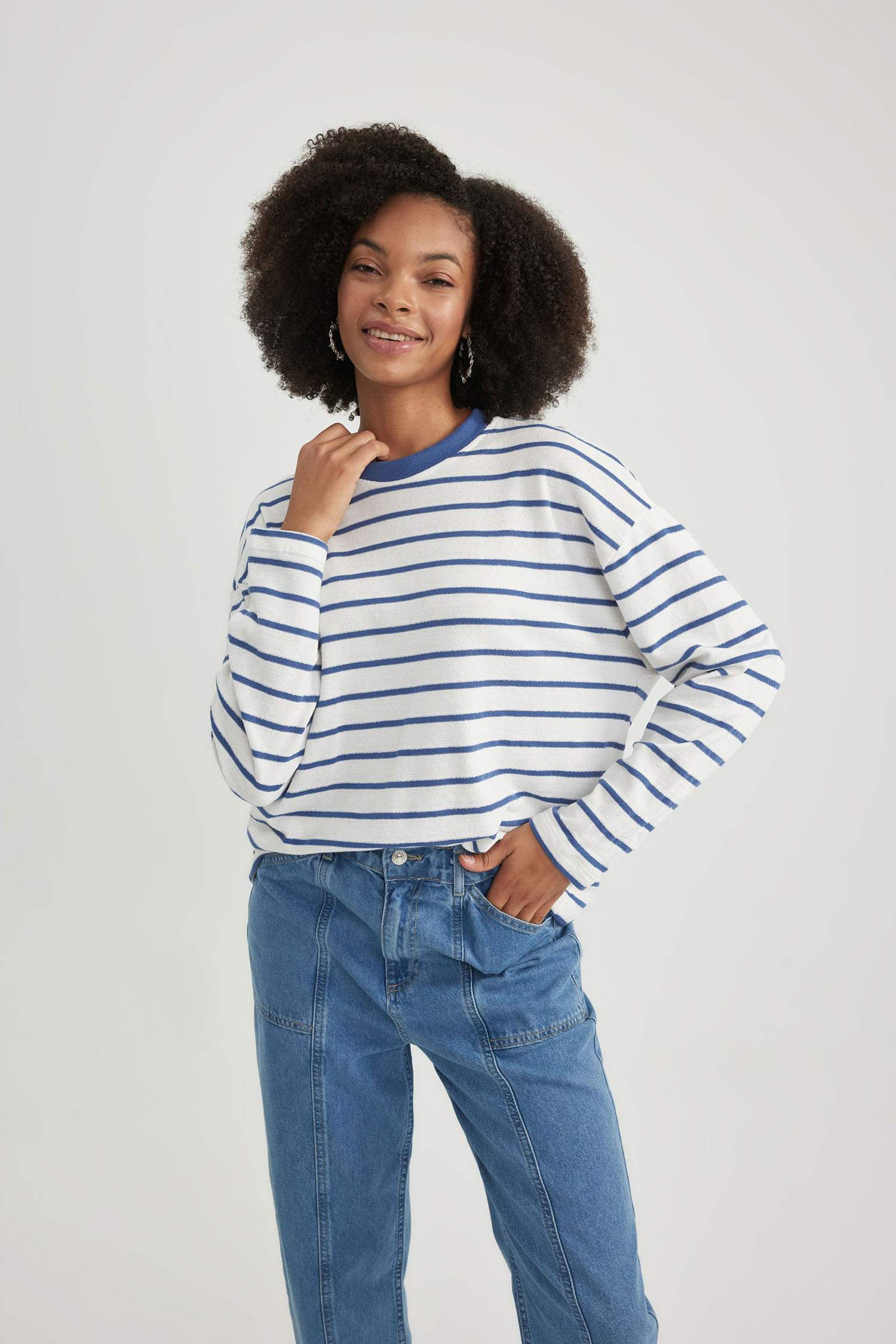 Bisiklet Yaka Çizgili Uzun Kollu Tişört