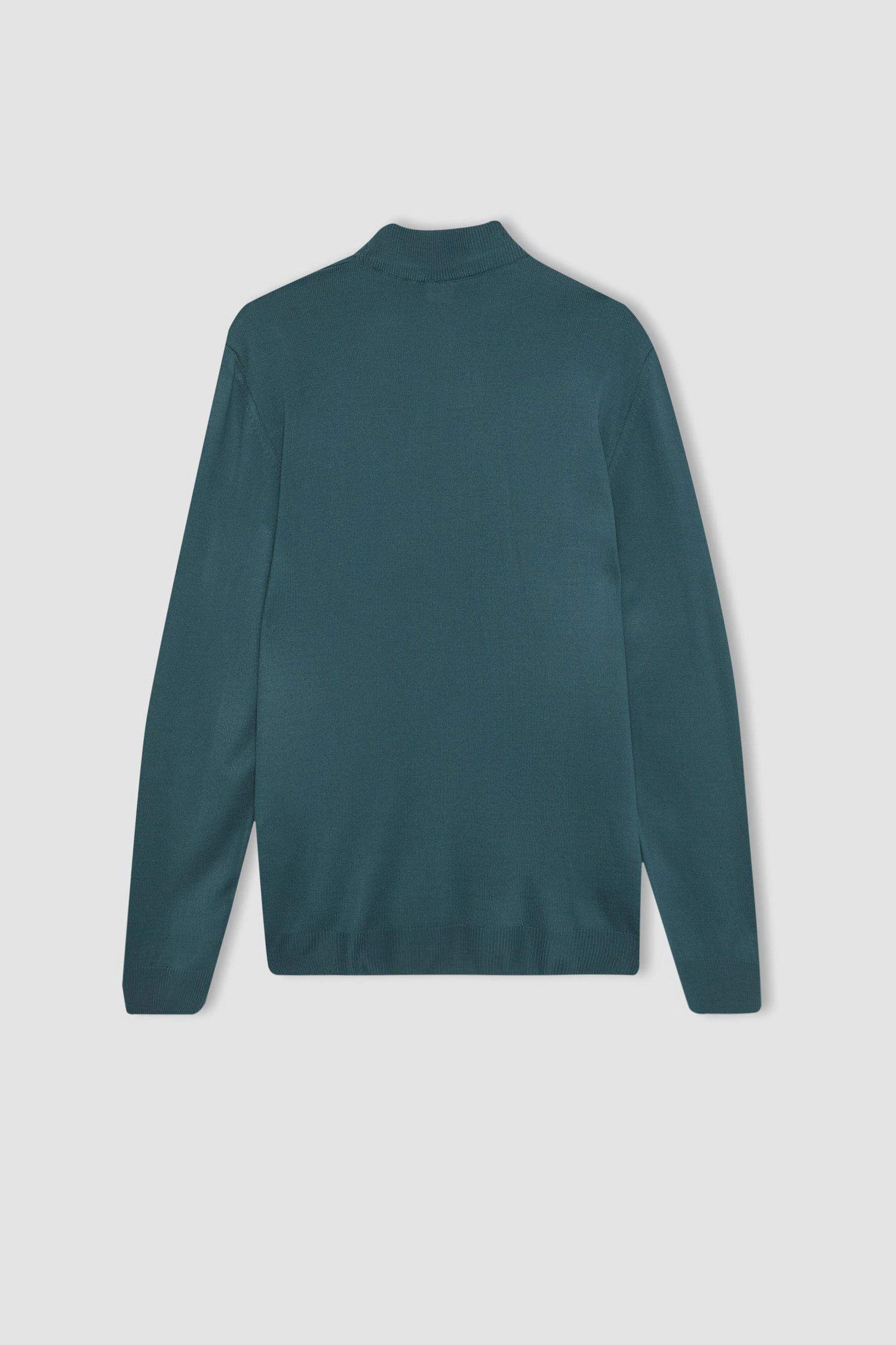 بلوز صوف سليم فيت