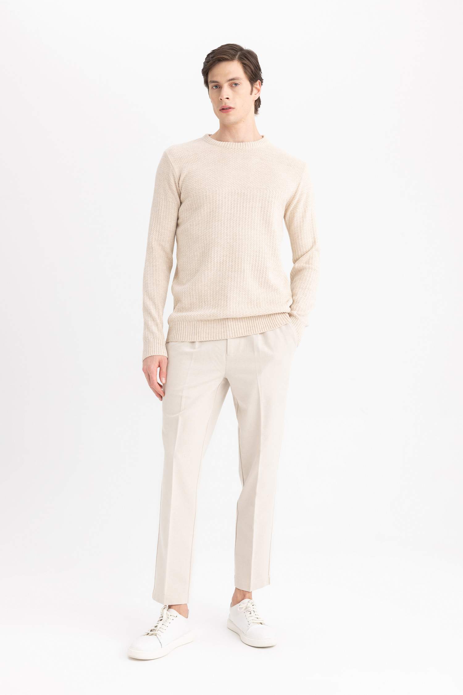 Standard Fit Pullover