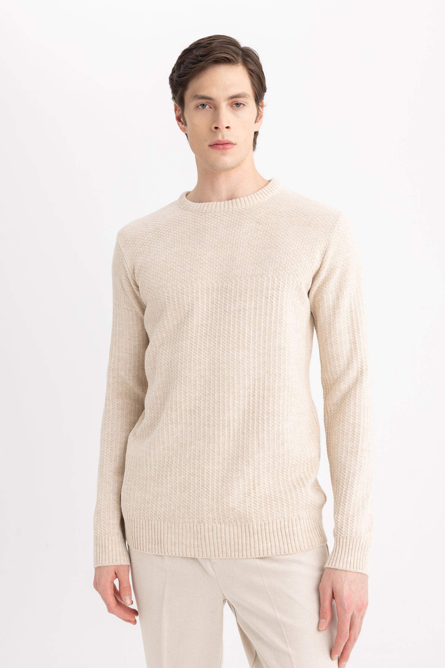 Standard Fit Pullover