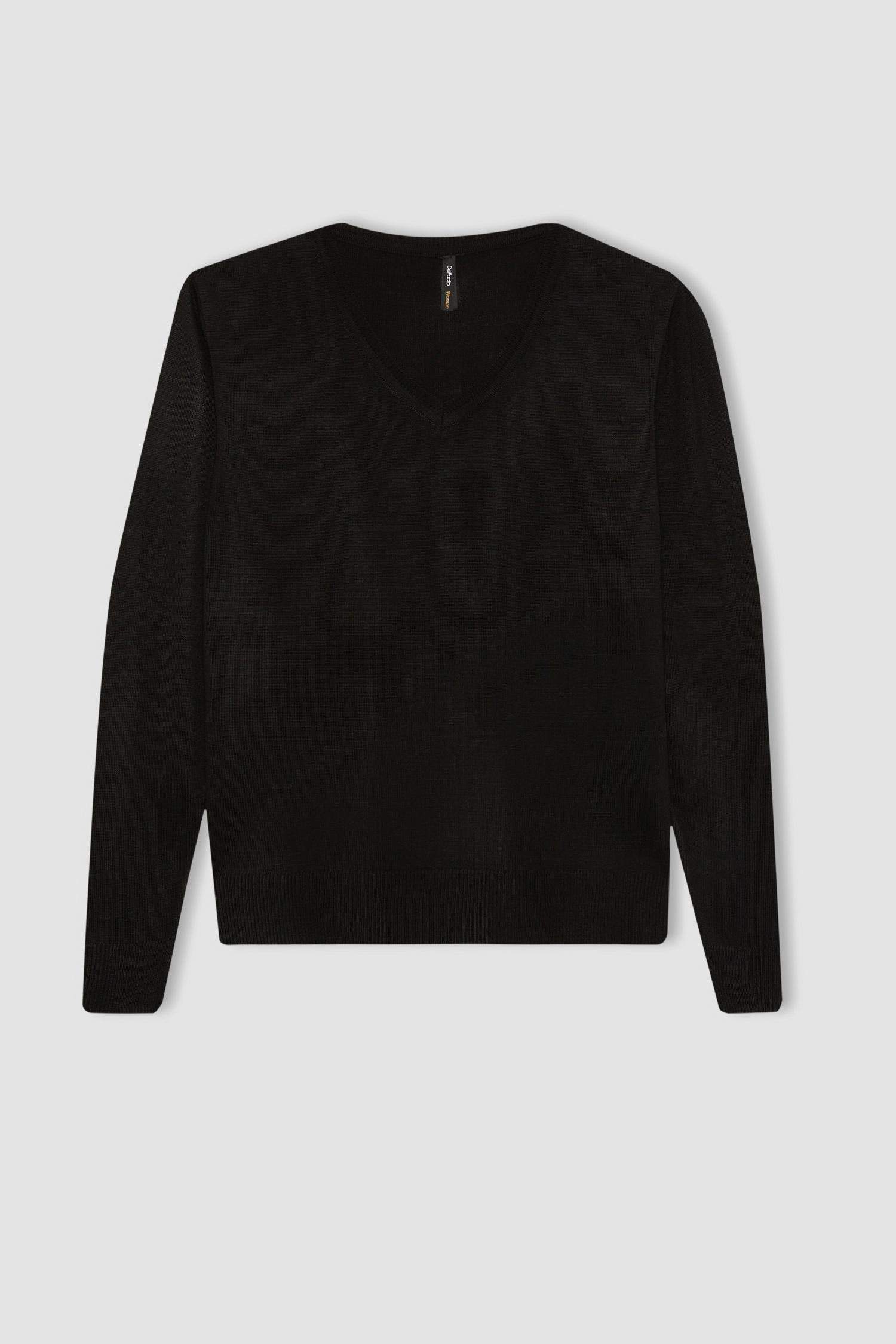 بلوز تريكو قصة عادية