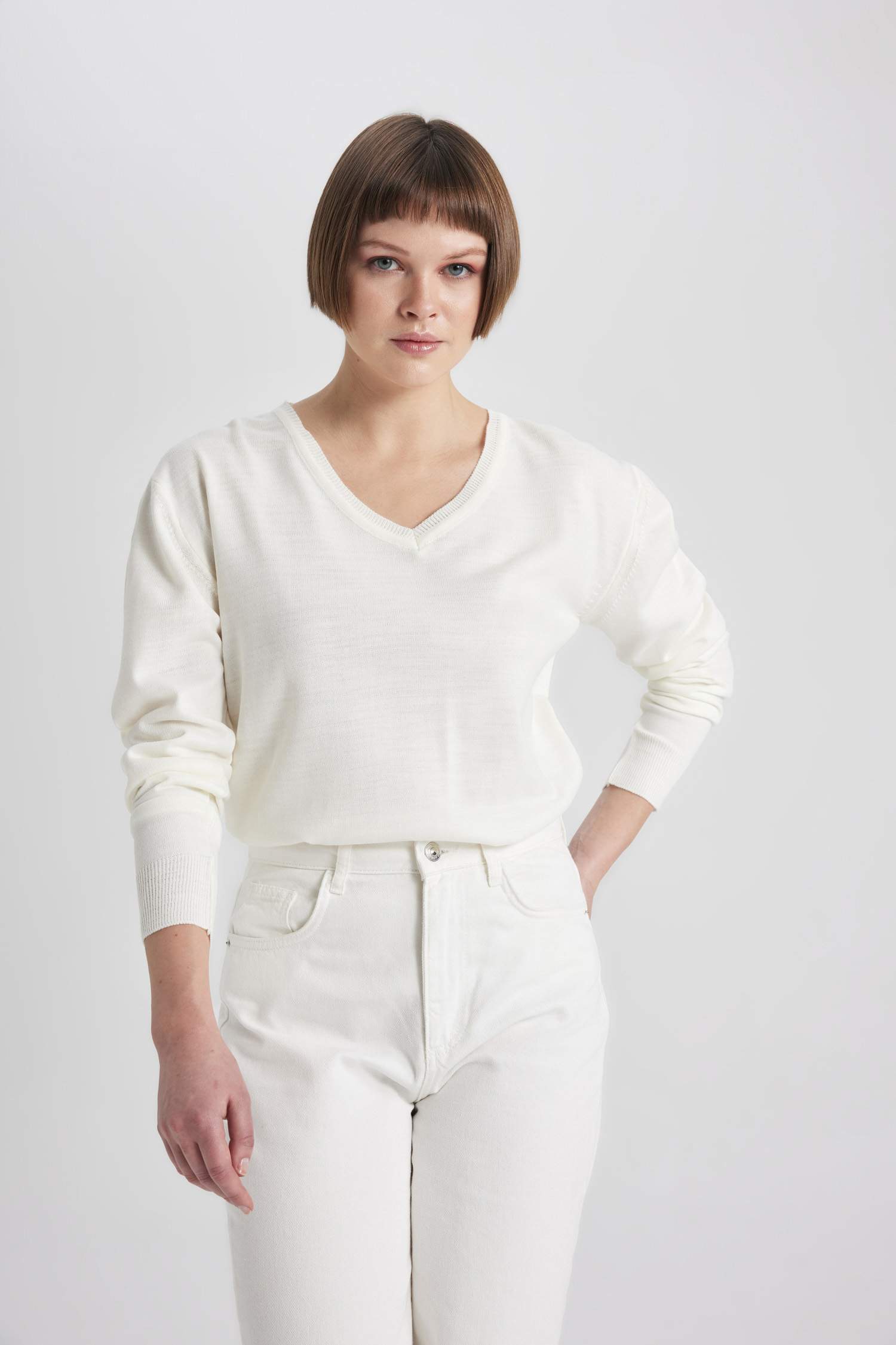 بلوز تريكو قصة عادية