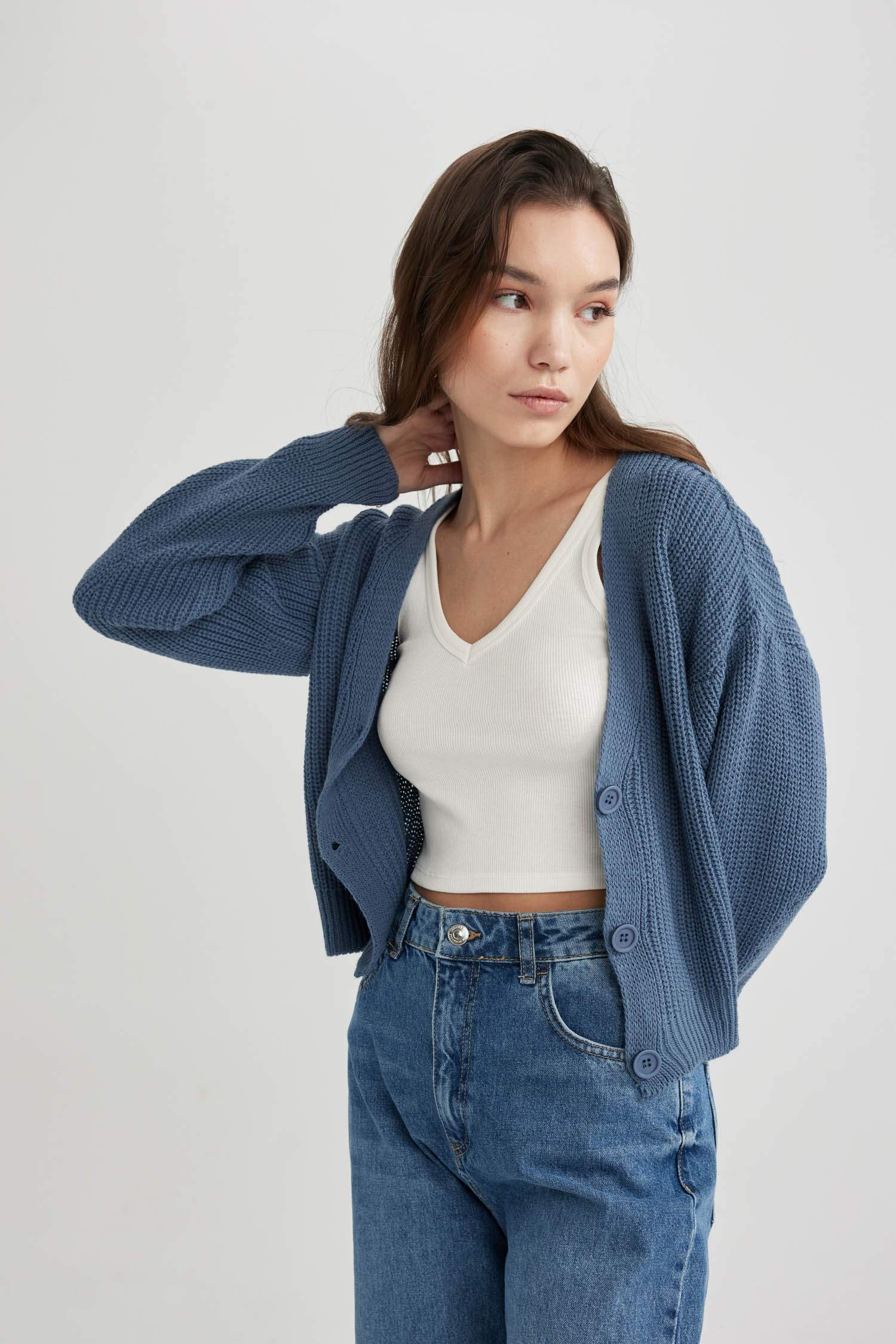 Regular Fit V-Neck Cardigan