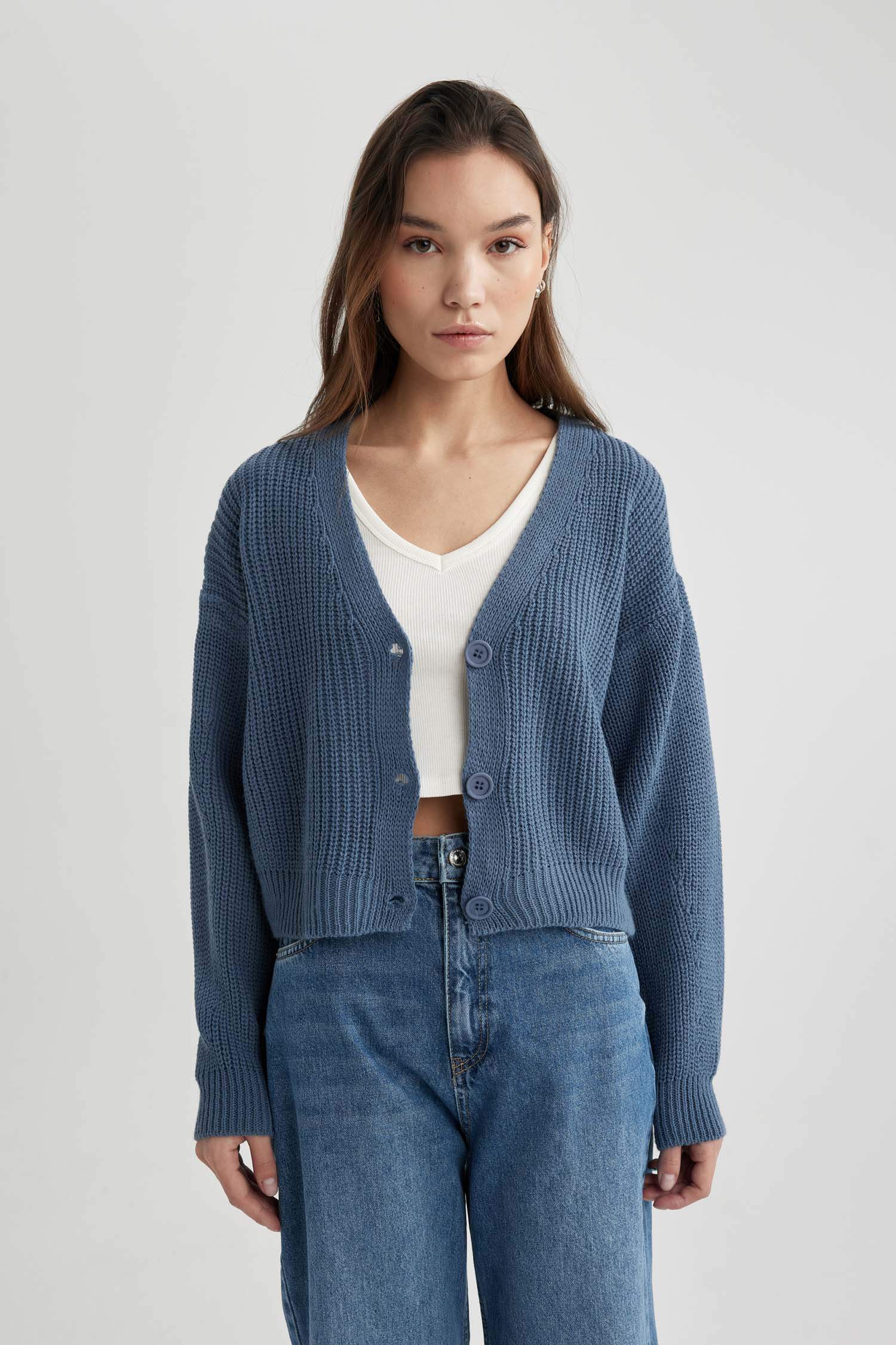 Regular Fit V-Neck Cardigan