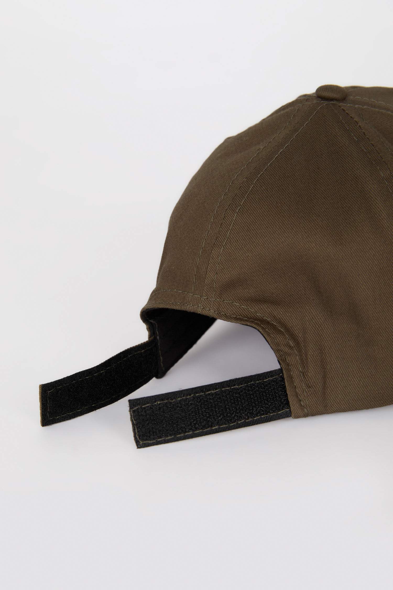 قبعة كاسكيت أولاد قطن مطرزة