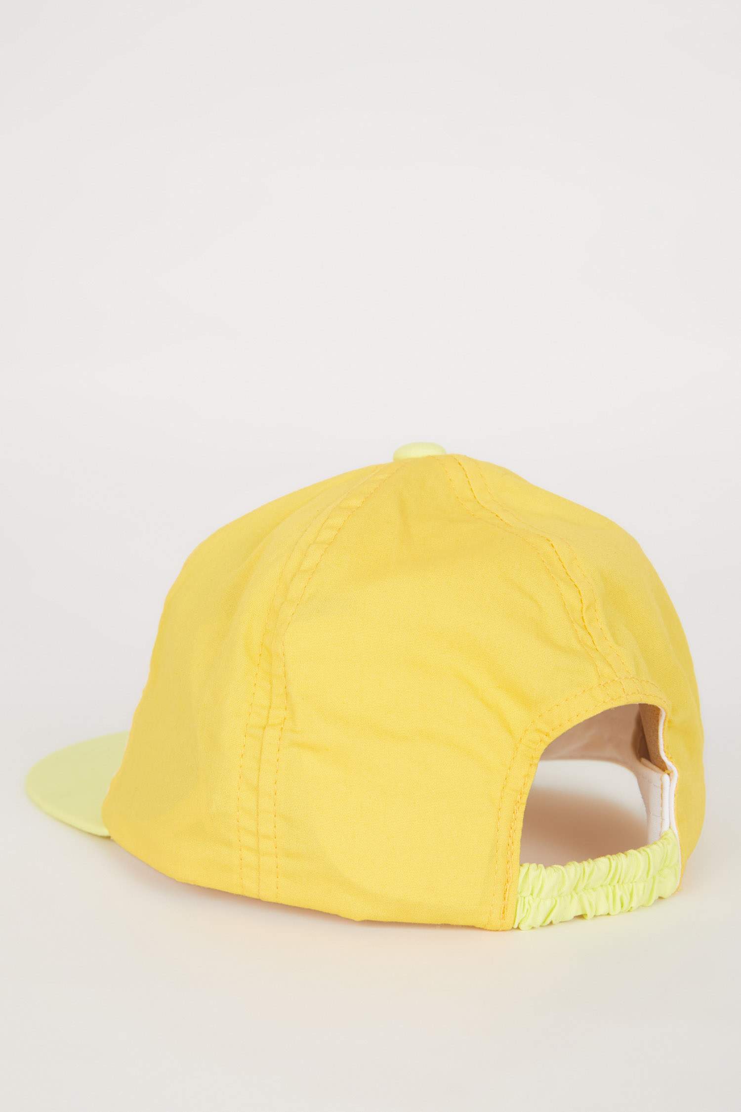 Kız Bebek Nakışlı Cap Şapka