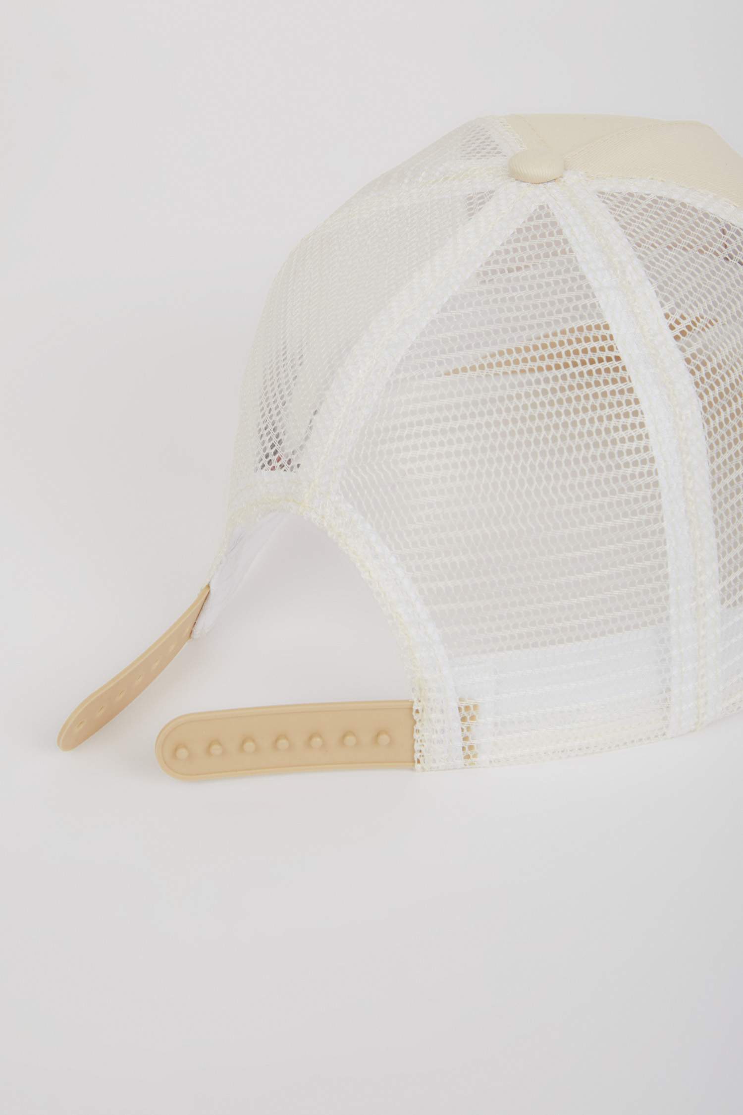 Man Label Printed Woven Baseball Basketball Cap