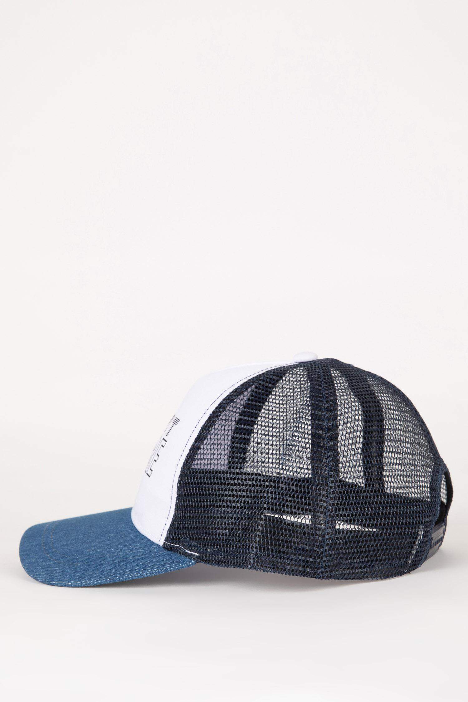 Man Woven Printed Hat