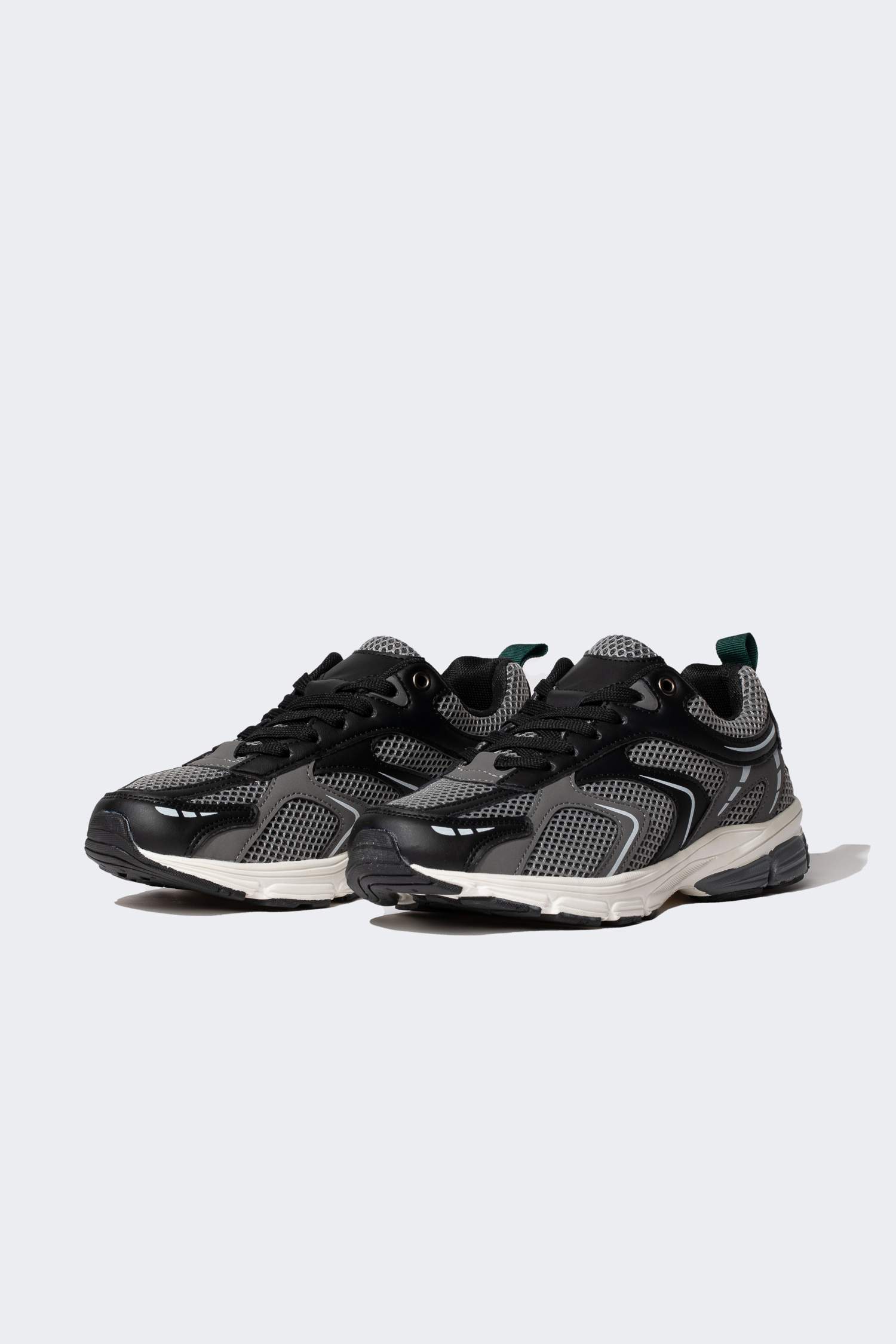 Спортивная обувь для мальчиков