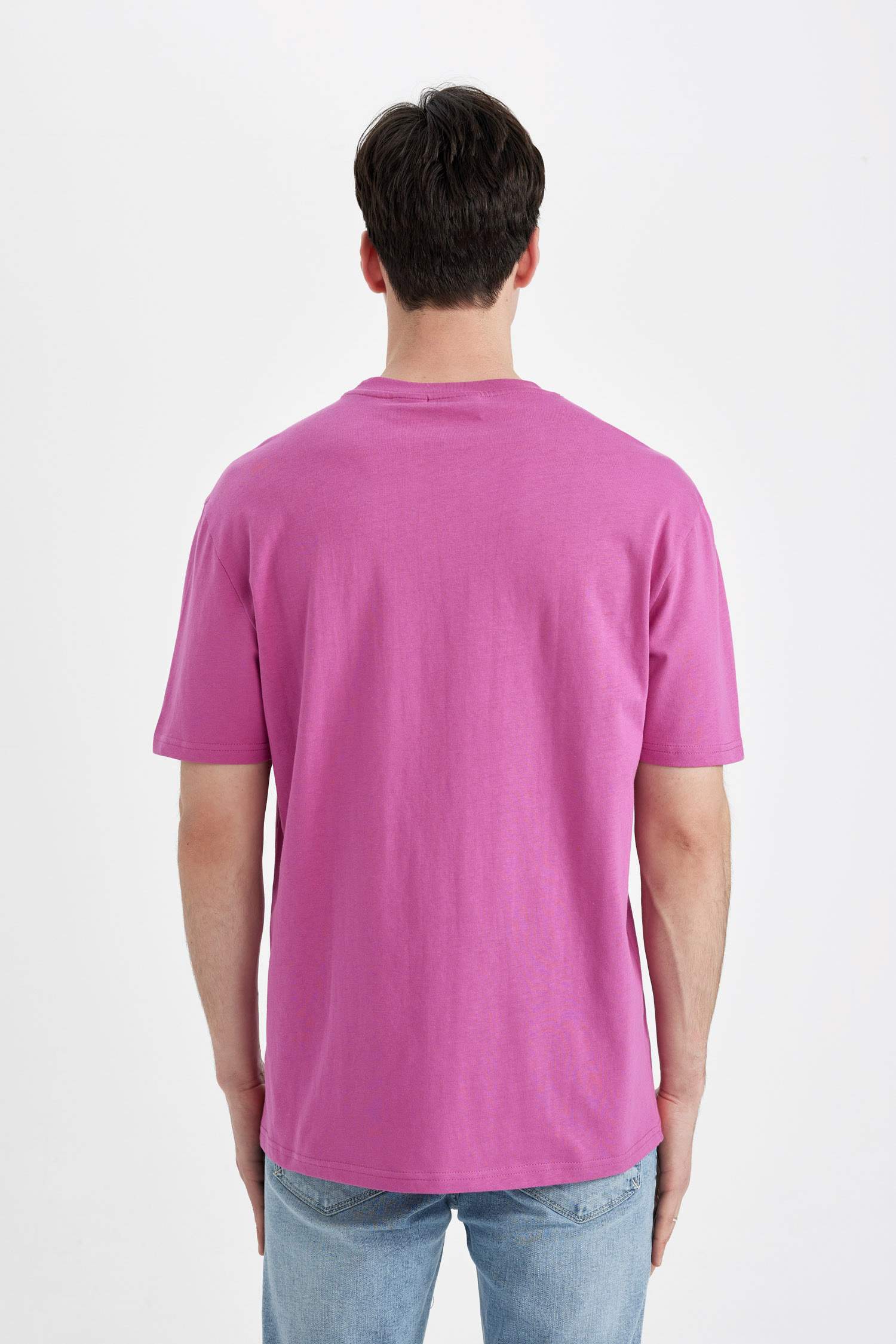 تيشيرت جيرسي مطبوع قصة عادية من كيث هارينغ