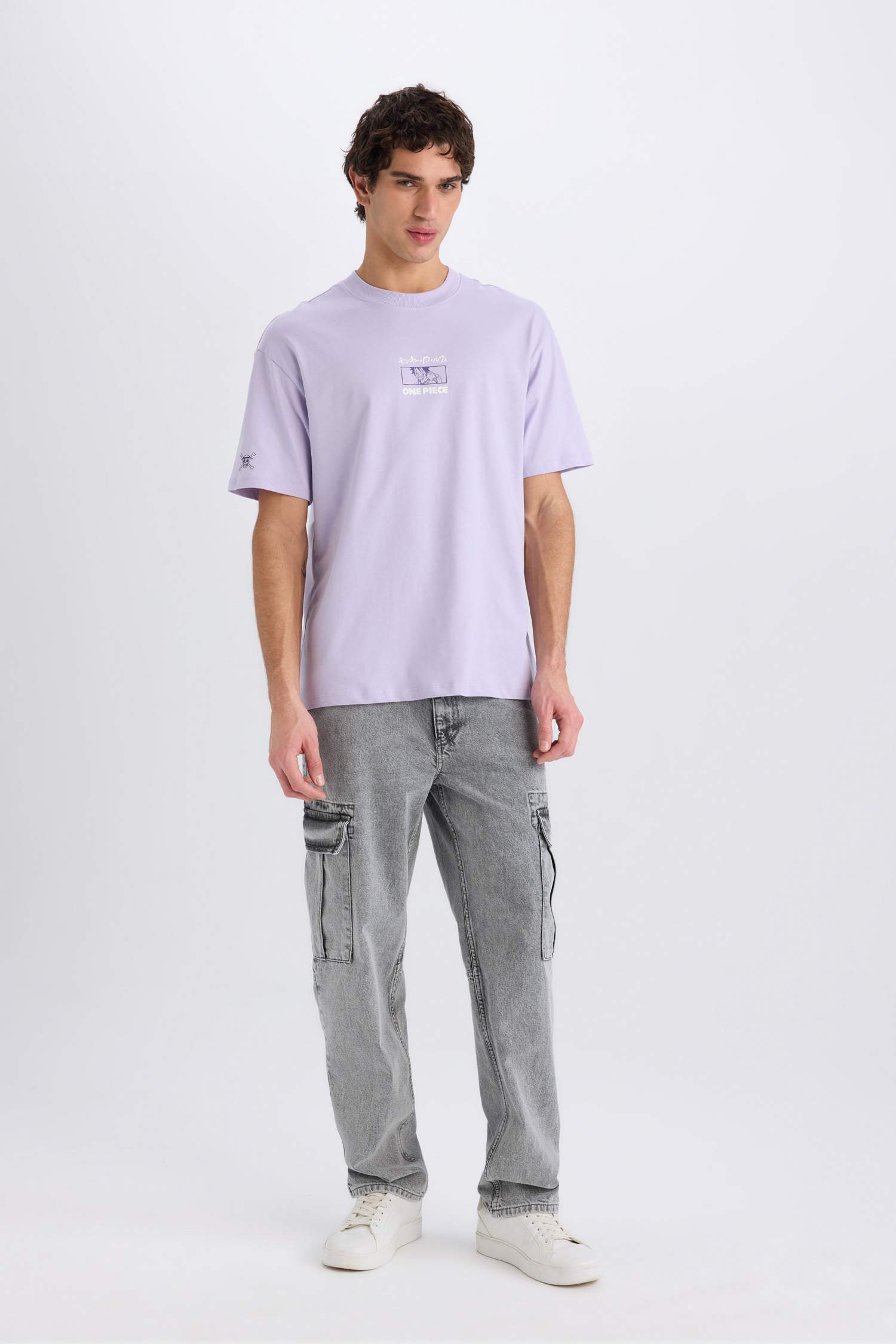 One Piece Лицензиялық дөңгелек жаға үлкен Қысқа жеңді футболка