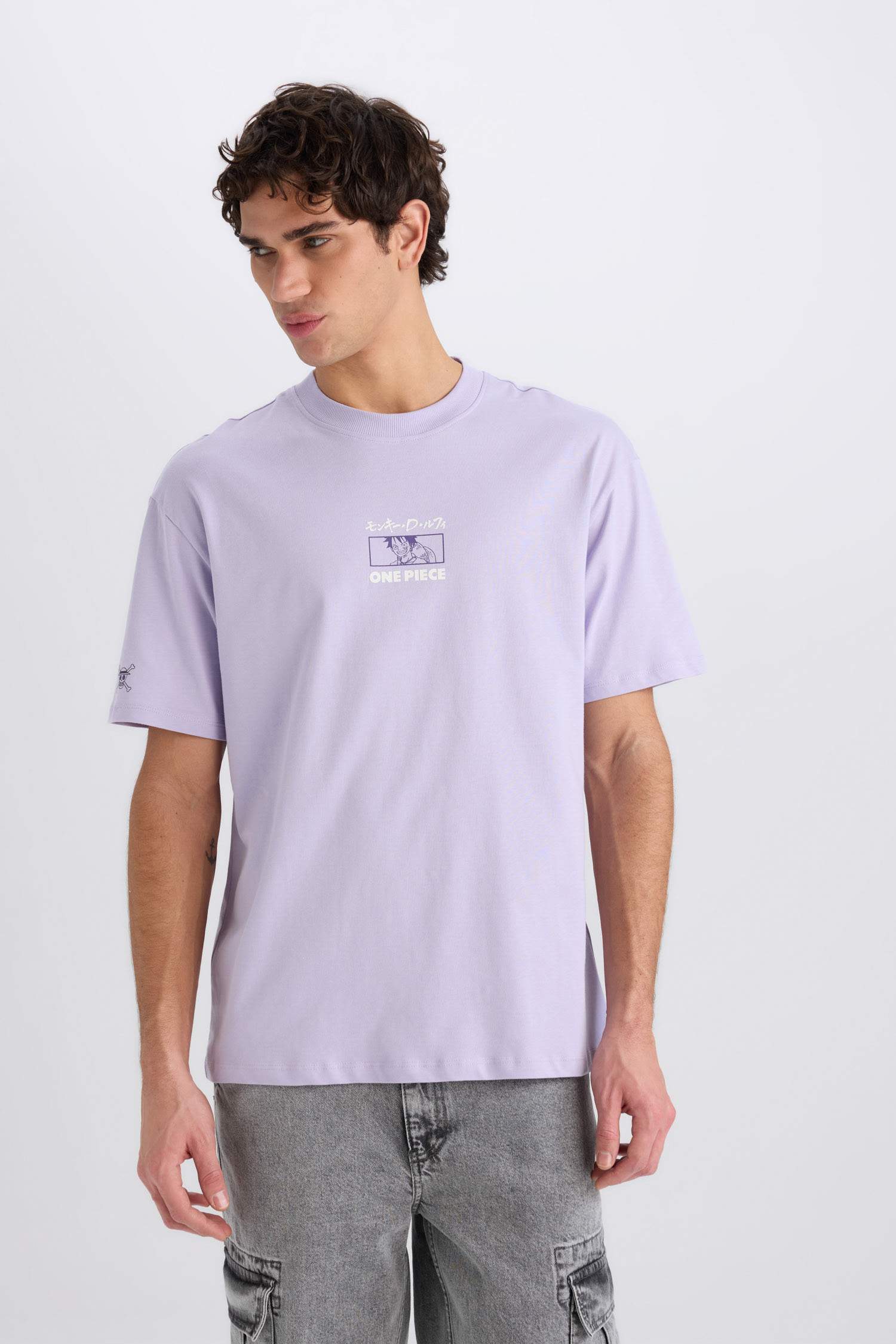 One Piece Лицензиялық дөңгелек жаға үлкен Қысқа жеңді футболка