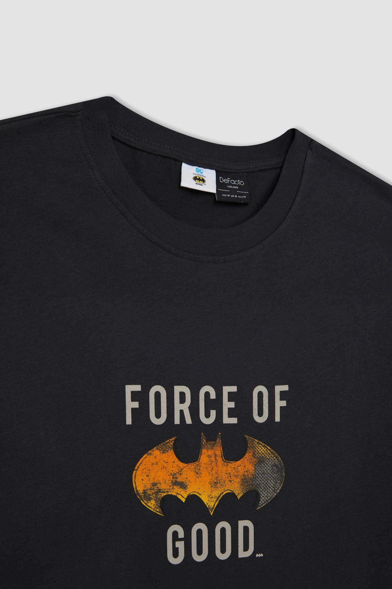 Regular Fit Batman Licence Crew Neck Short Sleeve T-Shirt