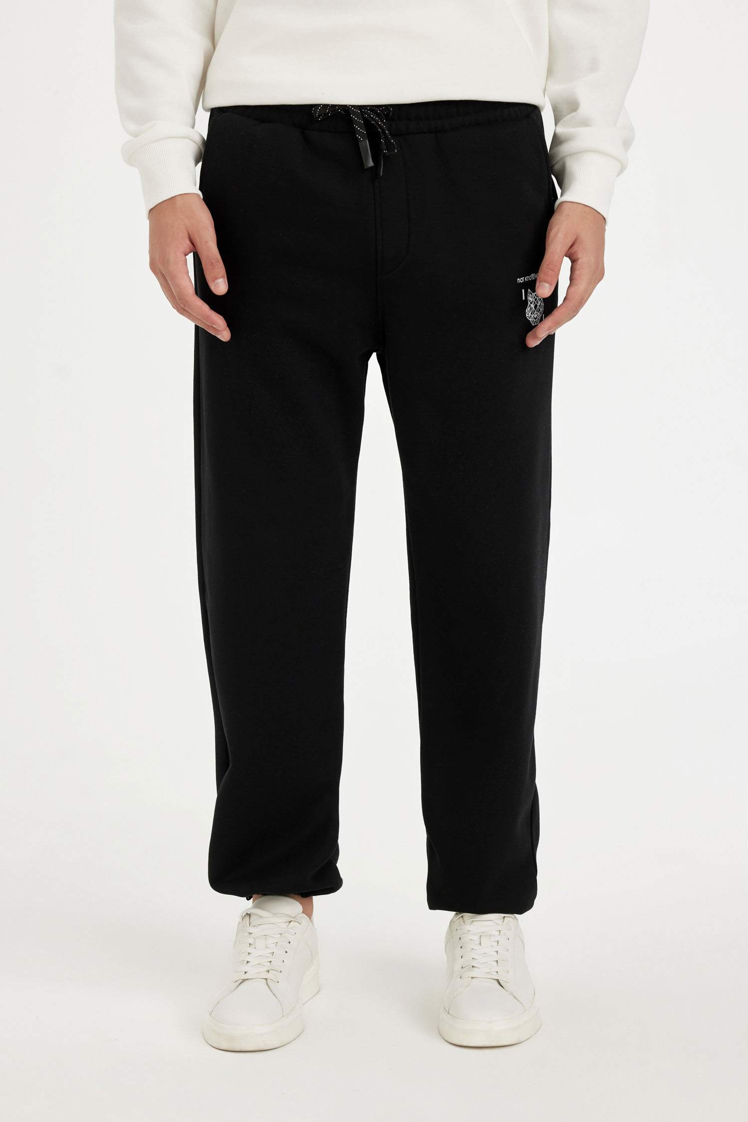 Oversize Fit Wide Leg With Pockets Trousers