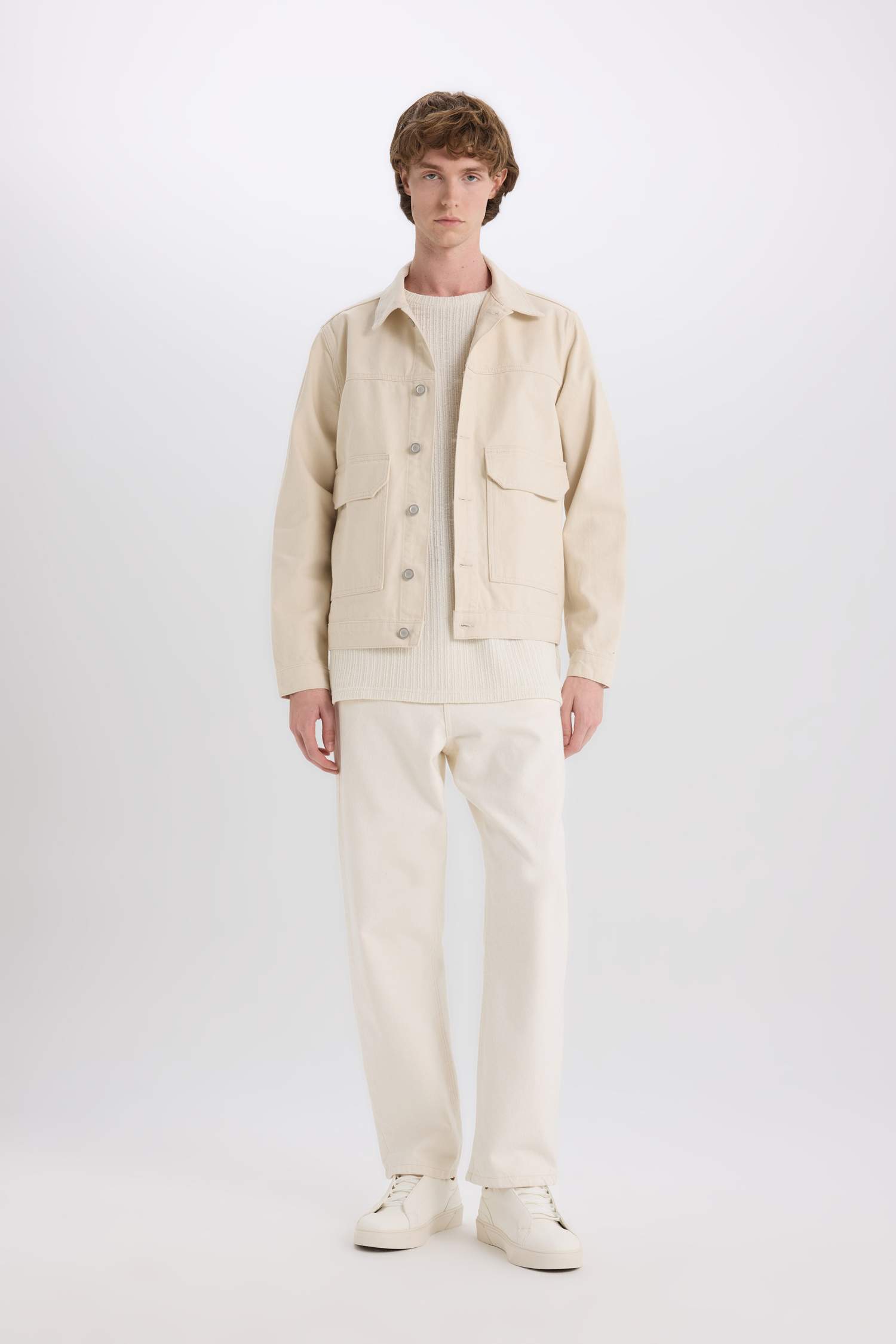 %100 Pamuk Slim Fit Dar Kesim Düğmeli Cepli Mevsimlik Baharlık Denim Ceket