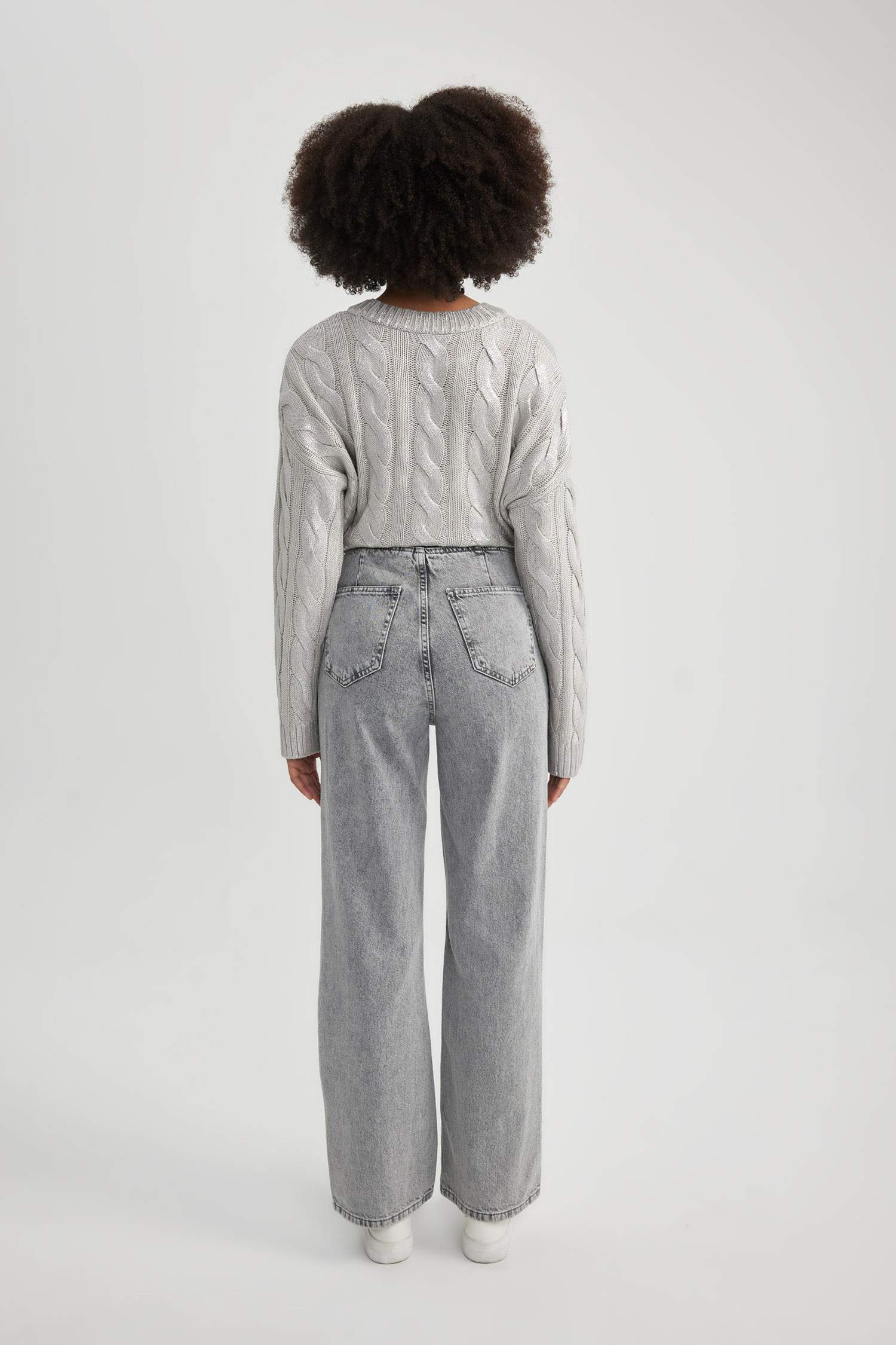 بنطرون جينز وايد ليج برجل واسع وخصر عالي