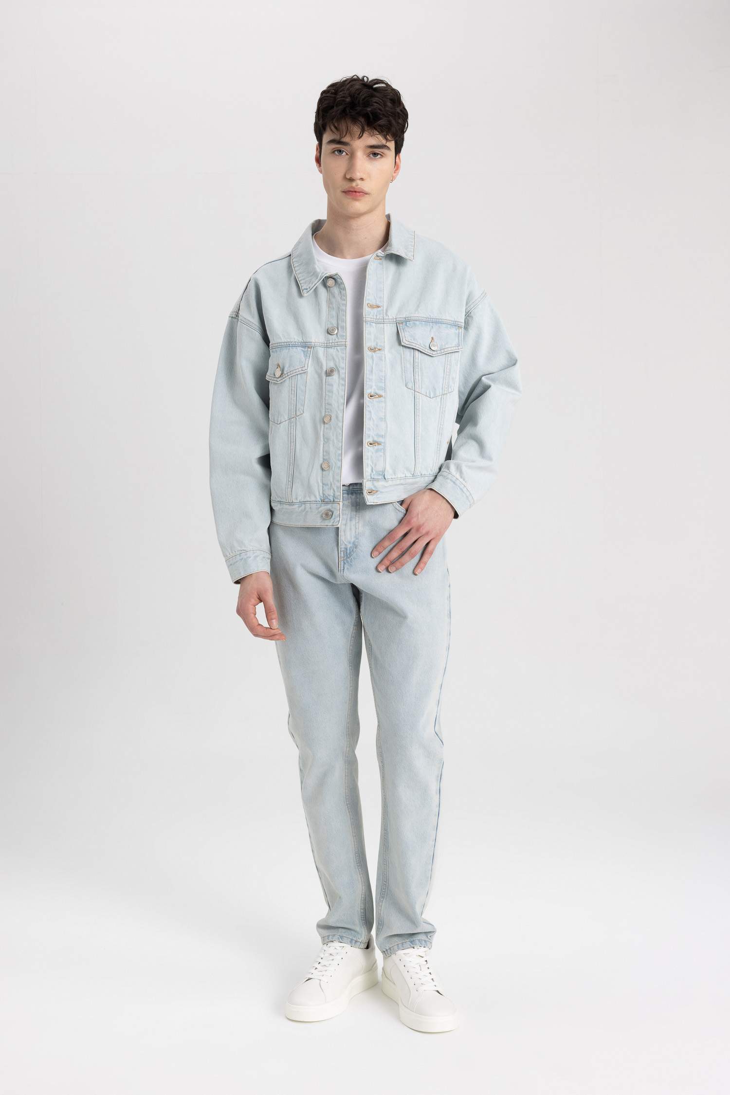 Relax Fit Düğmeli Cepli Mevsimlik Baharlık Jean Ceket