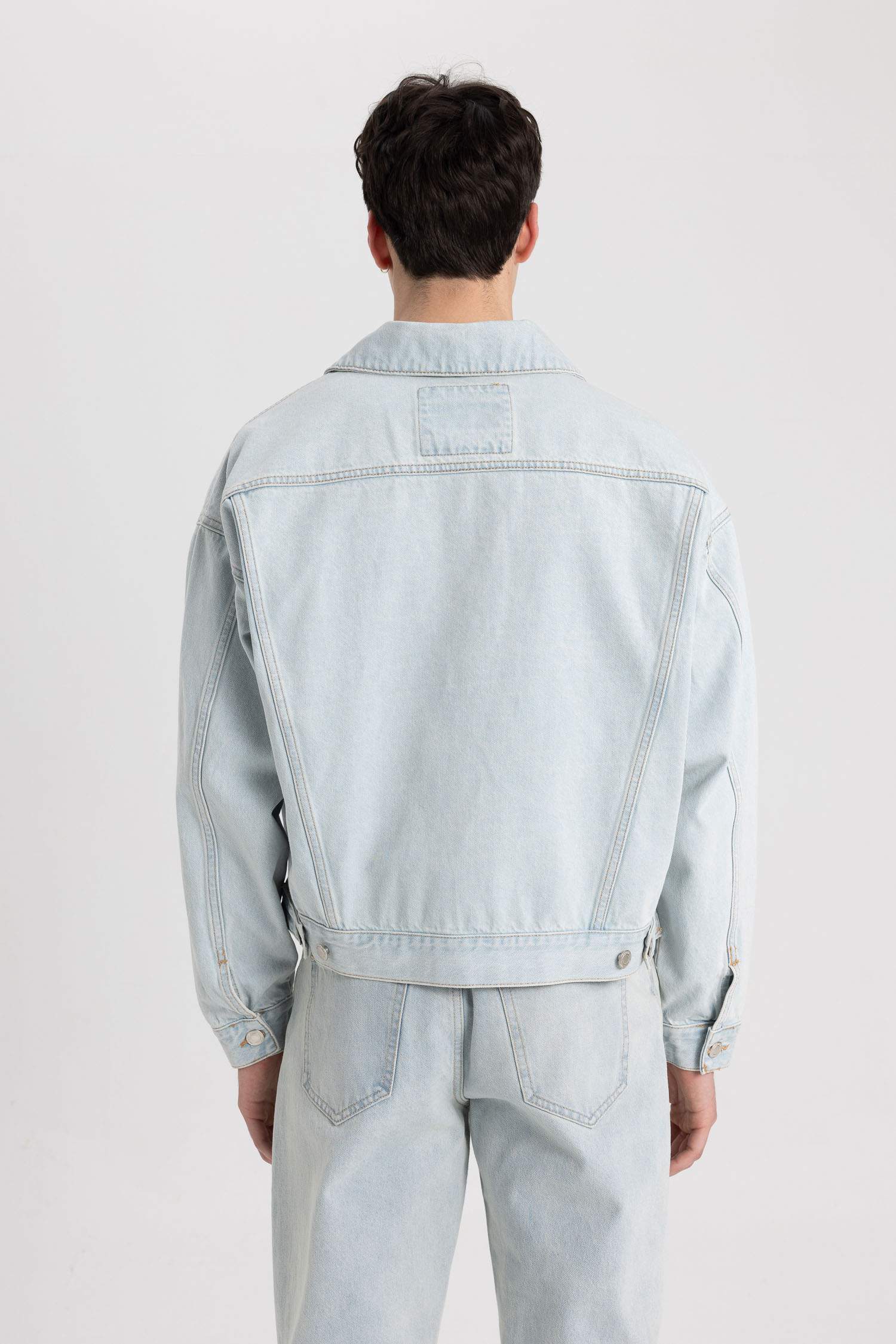 Relax Fit Düğmeli Cepli Mevsimlik Baharlık Jean Ceket