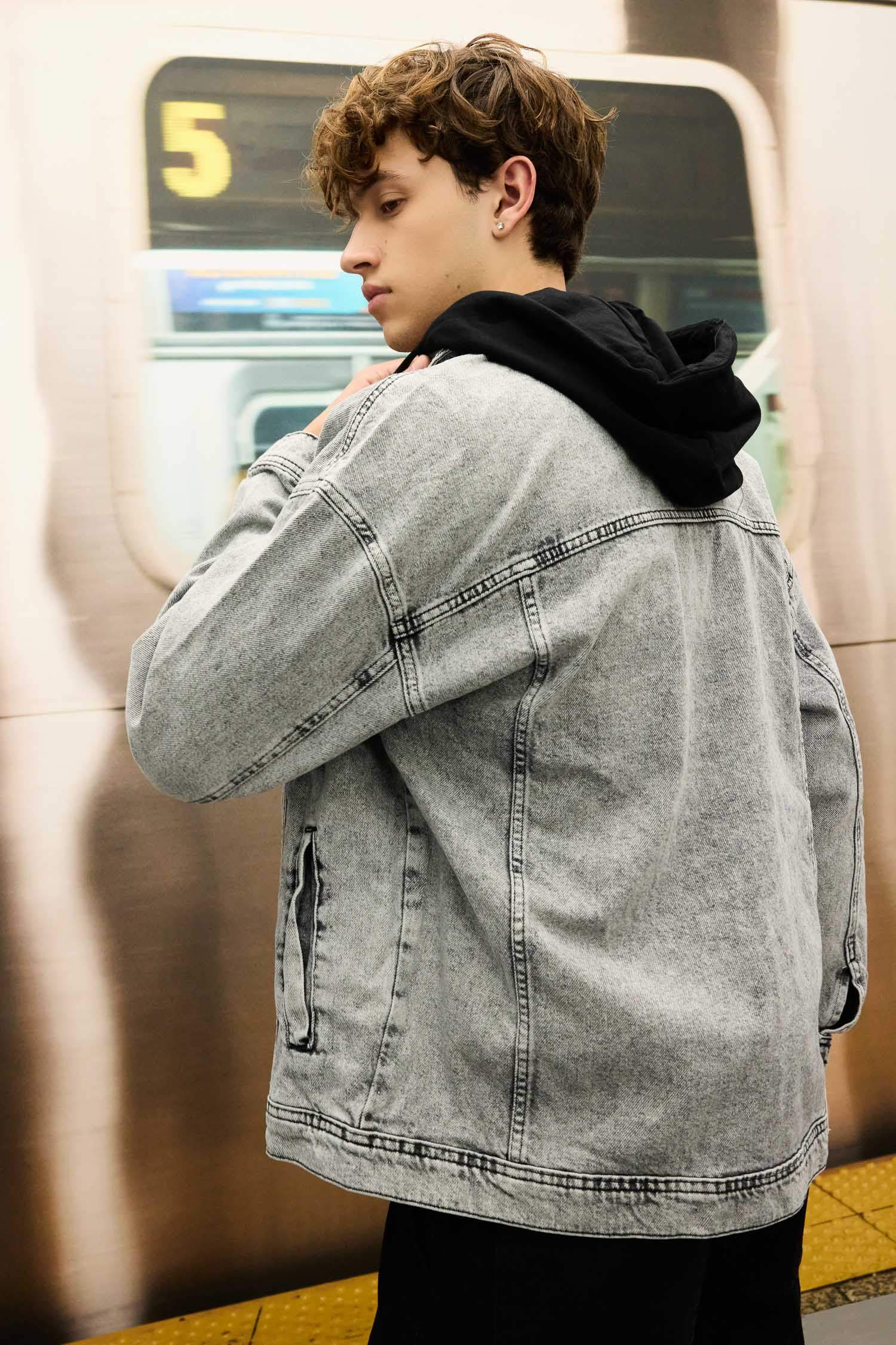 Oversize Fit Hooded Denim Jacket