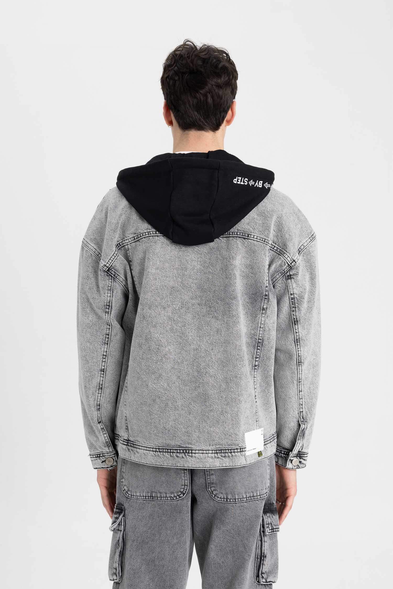 Oversize Fit Hooded Denim Jacket