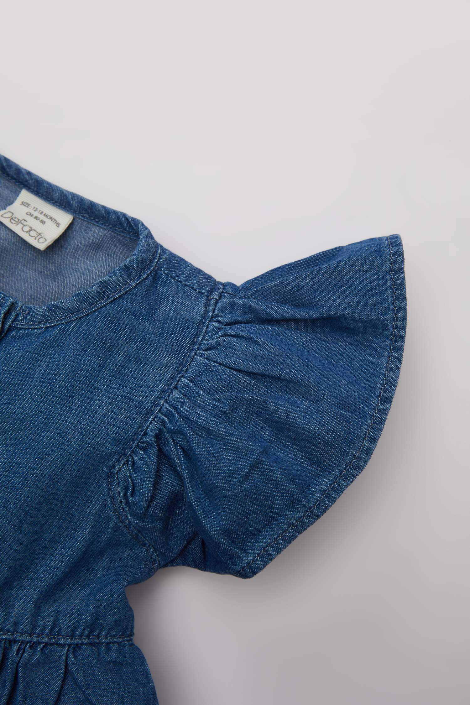 Kız Bebek Kolsuz Jean Elbise