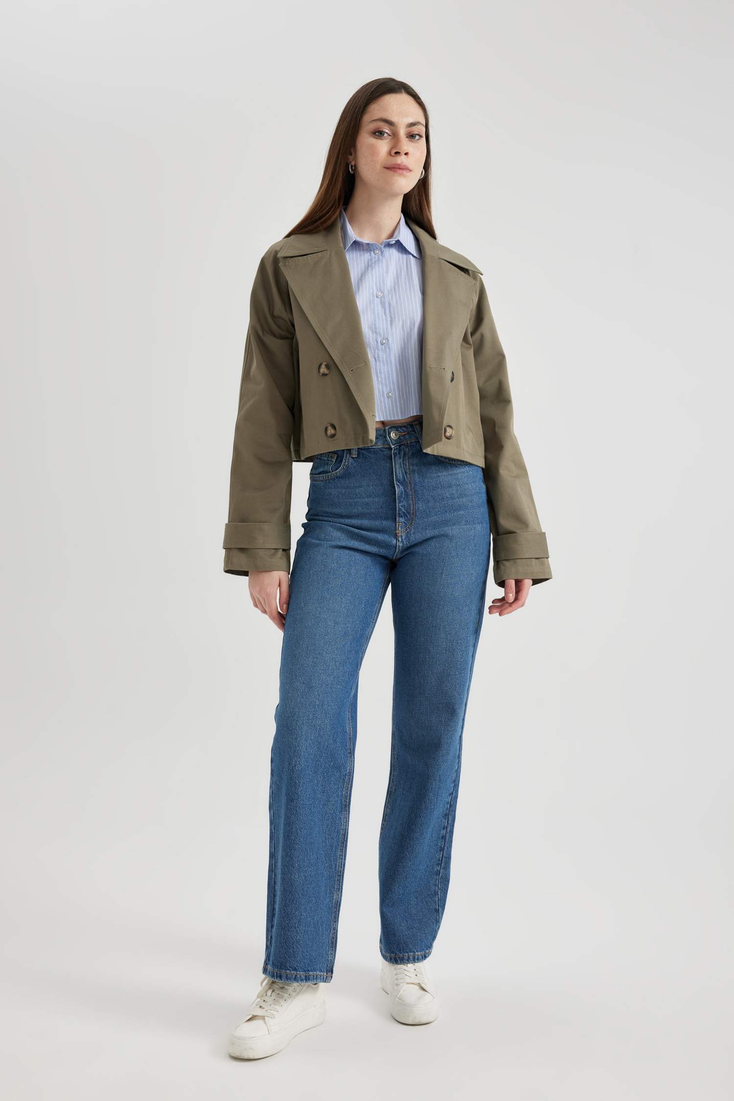 Mevsimlik Kısa Trençkot Kruvaze Yaka Düğmeli Apoletli