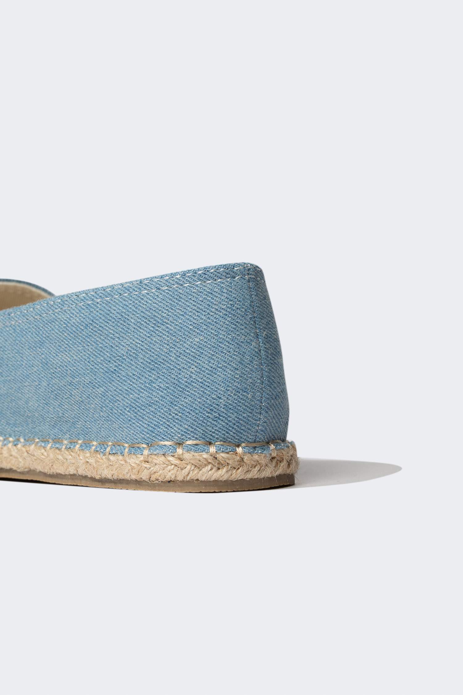 Обувь на толстой подошве для девочек