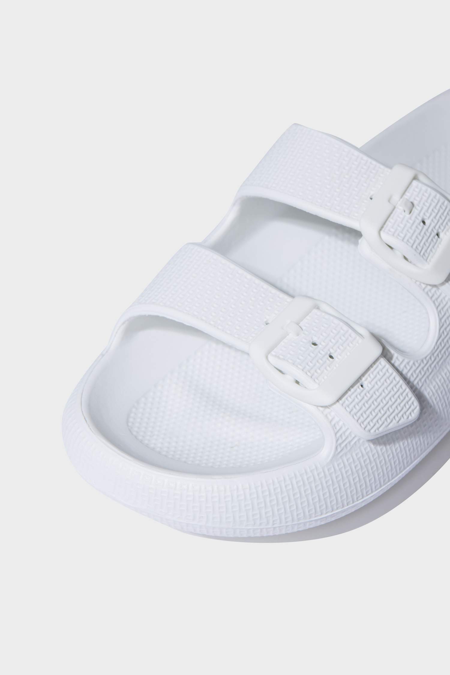 Woman High Sole Double Banded Eva Slippers