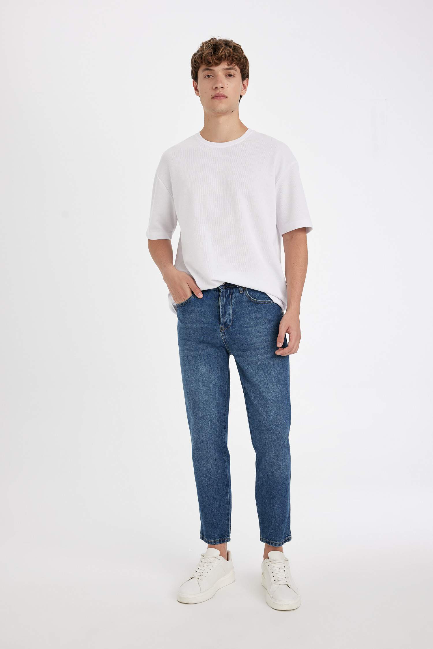 Slim Crop Fit Dar Kalıp Normal Bel Dar Paça Jean Pantolon