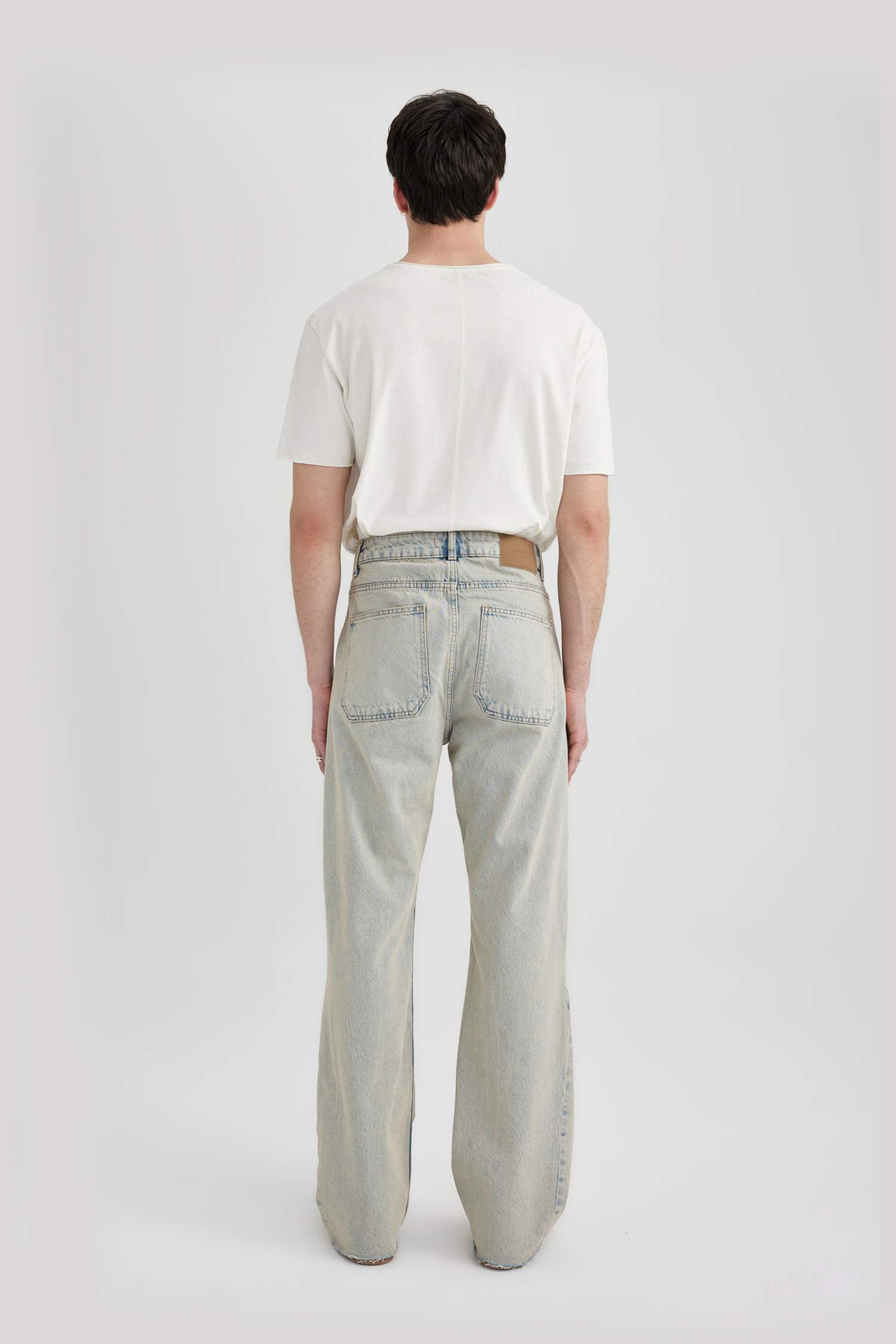 Flayer Fit Wide Leg Jeans