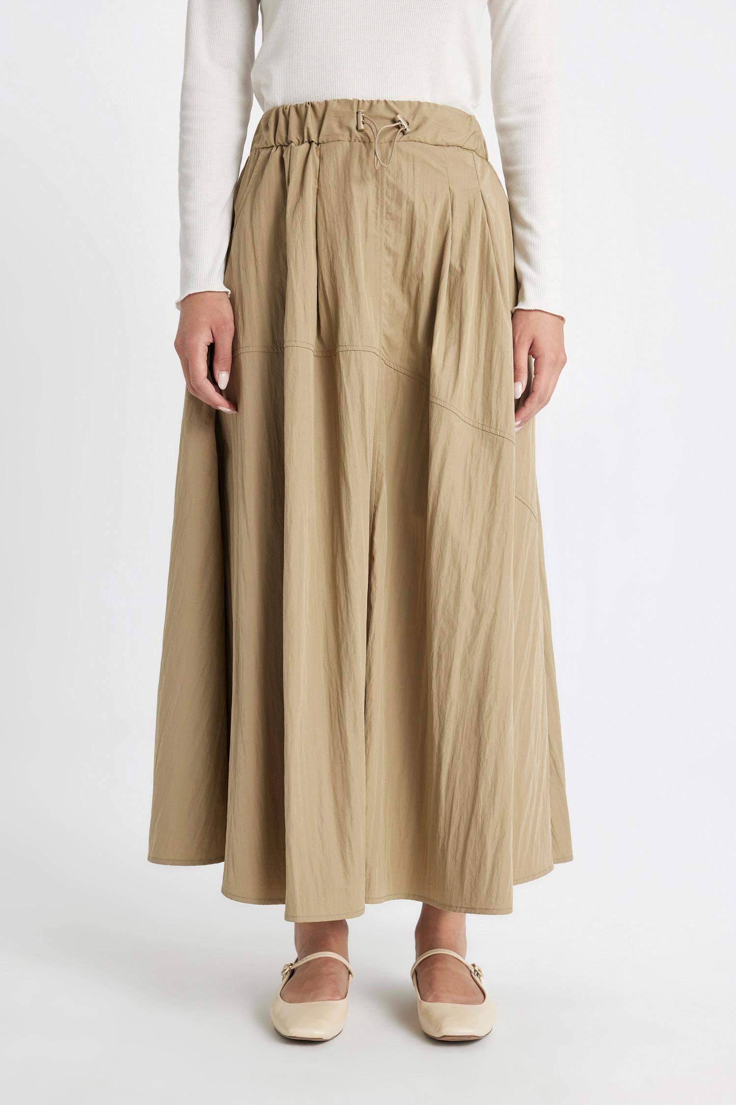 تنورة طويلة باراشوت بقصة A