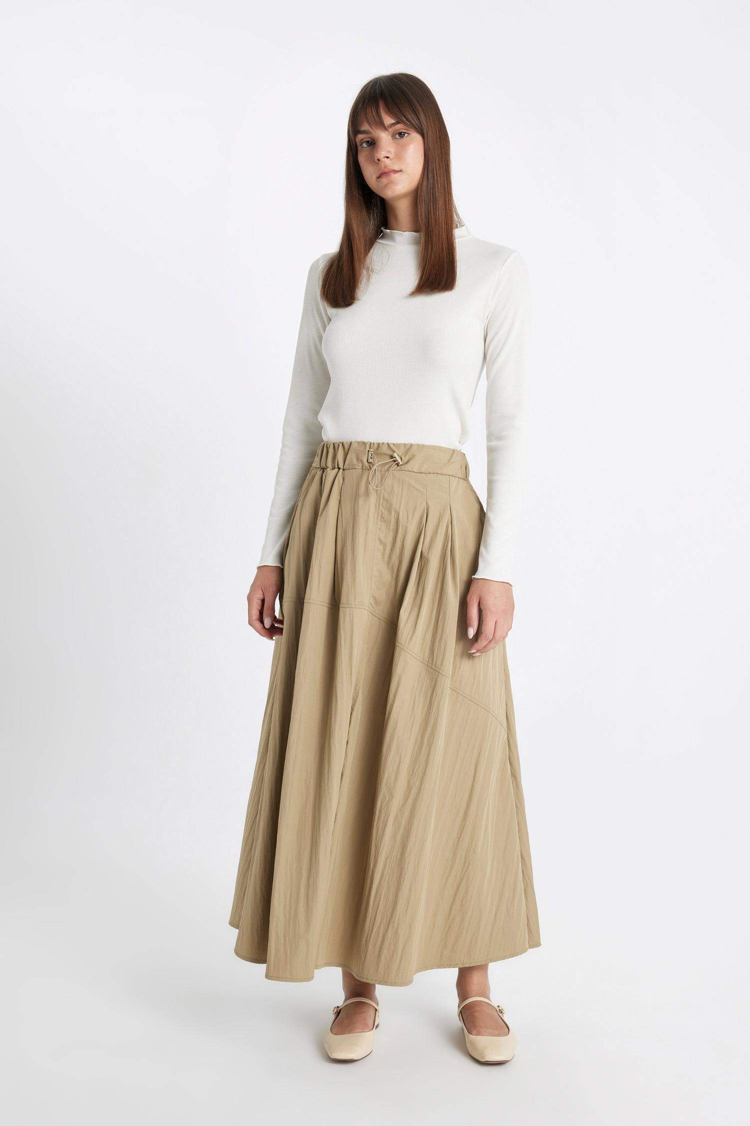 تنورة طويلة باراشوت بقصة A