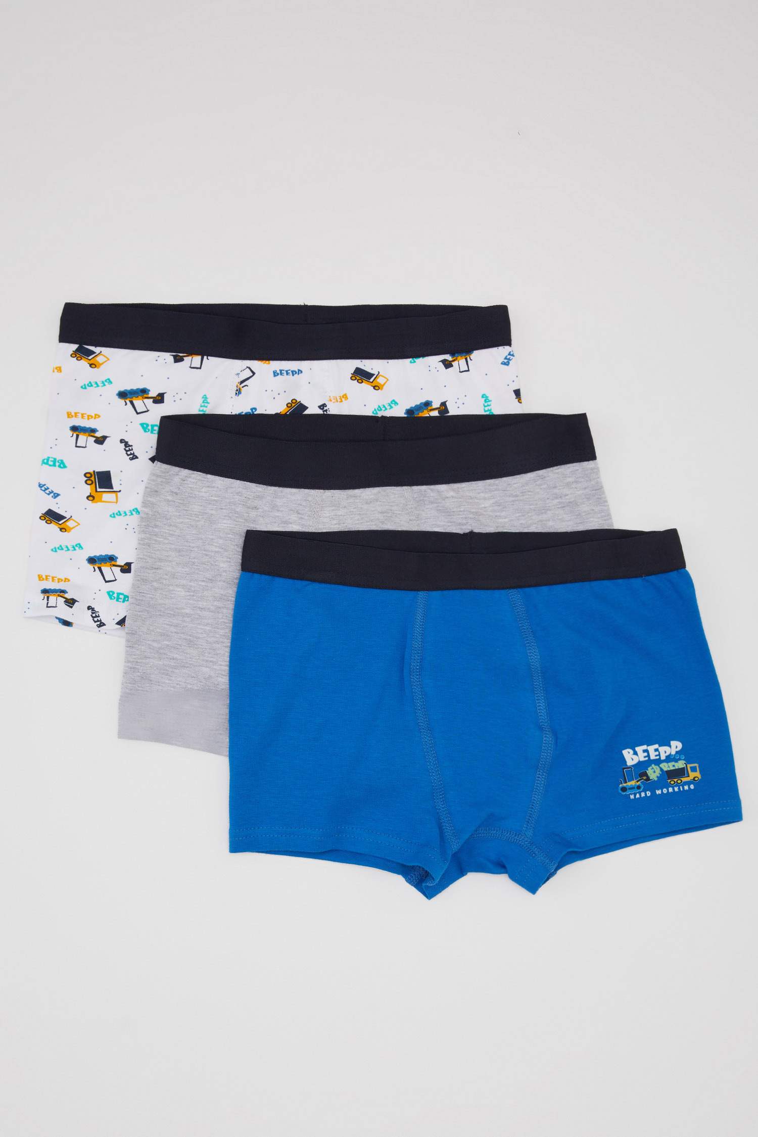 بوكسر ولادي - 3 قطع