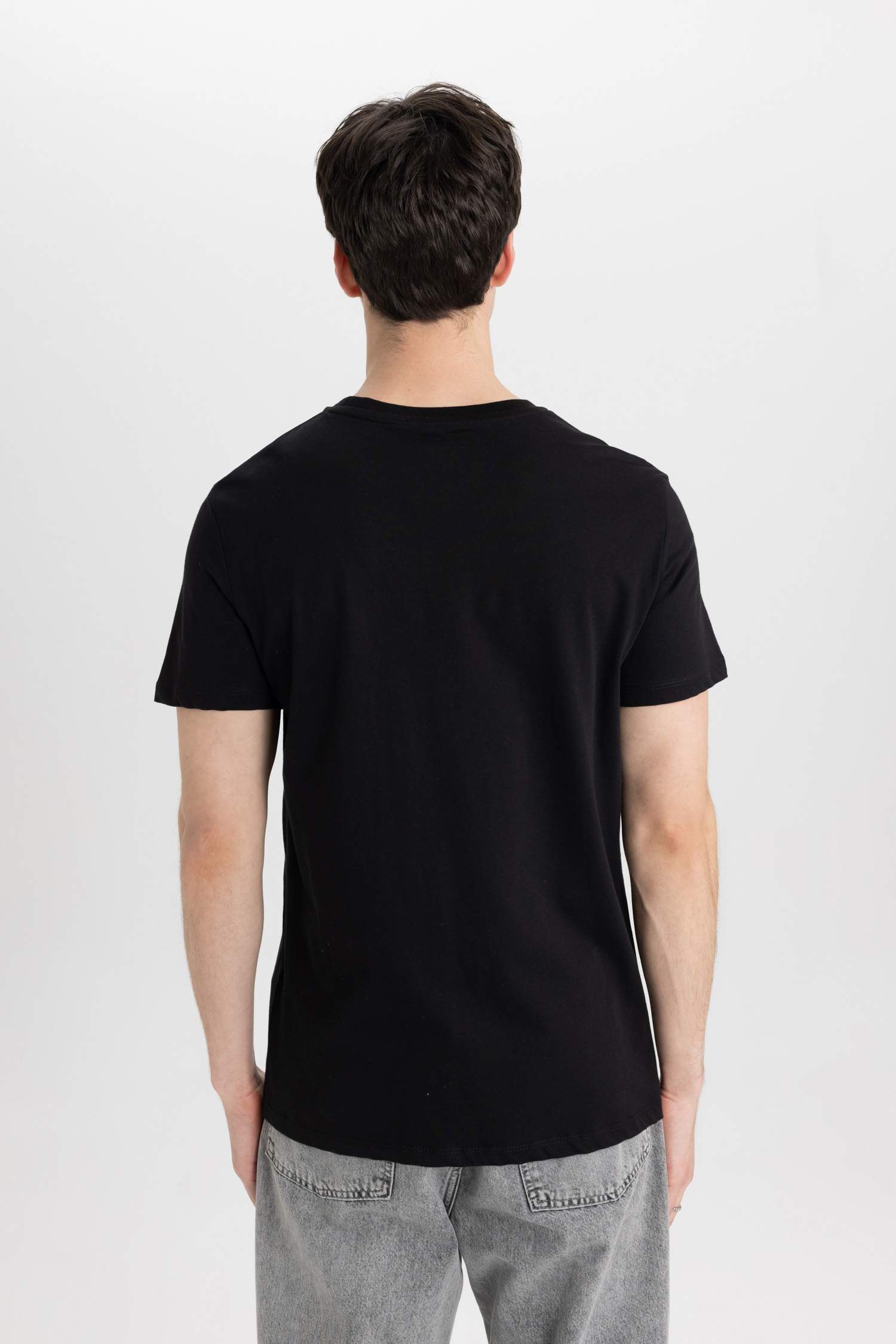 Slim Fit Crew Neck Printed T-Shirt