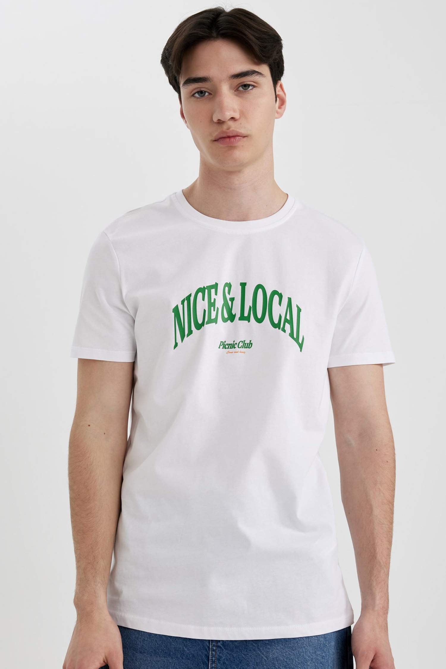 Slim Fit Crew Neck Printed Short Sleeve T-Shirt