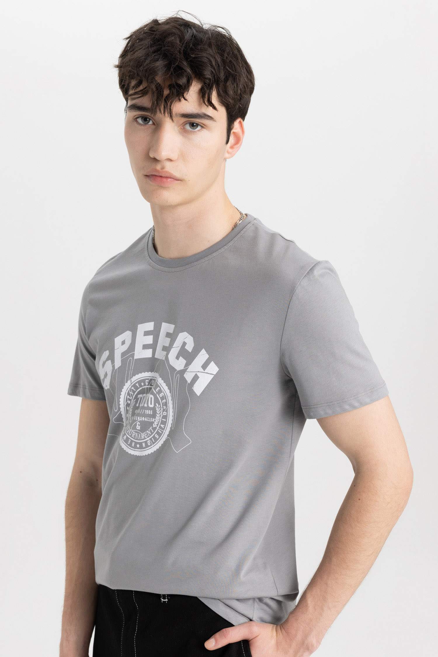 Slim Fit Crew Neck Printed Short Sleeve T-Shirt