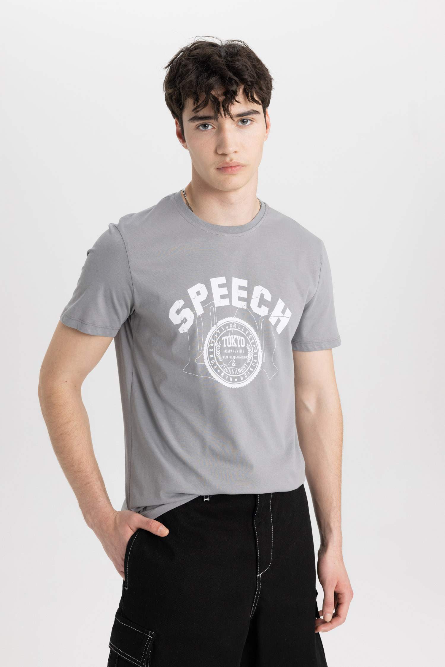 Slim Fit Crew Neck Printed Short Sleeve T-Shirt