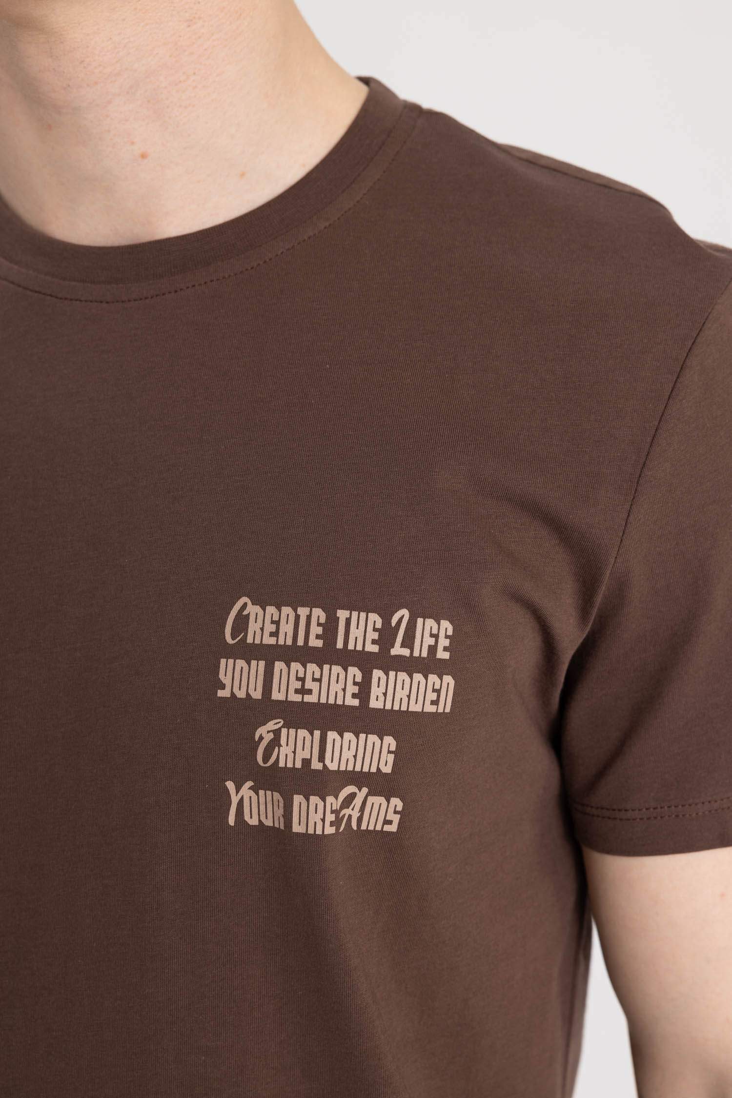 تيشيرت نص ردن سليم فيت بياخة مستديرة