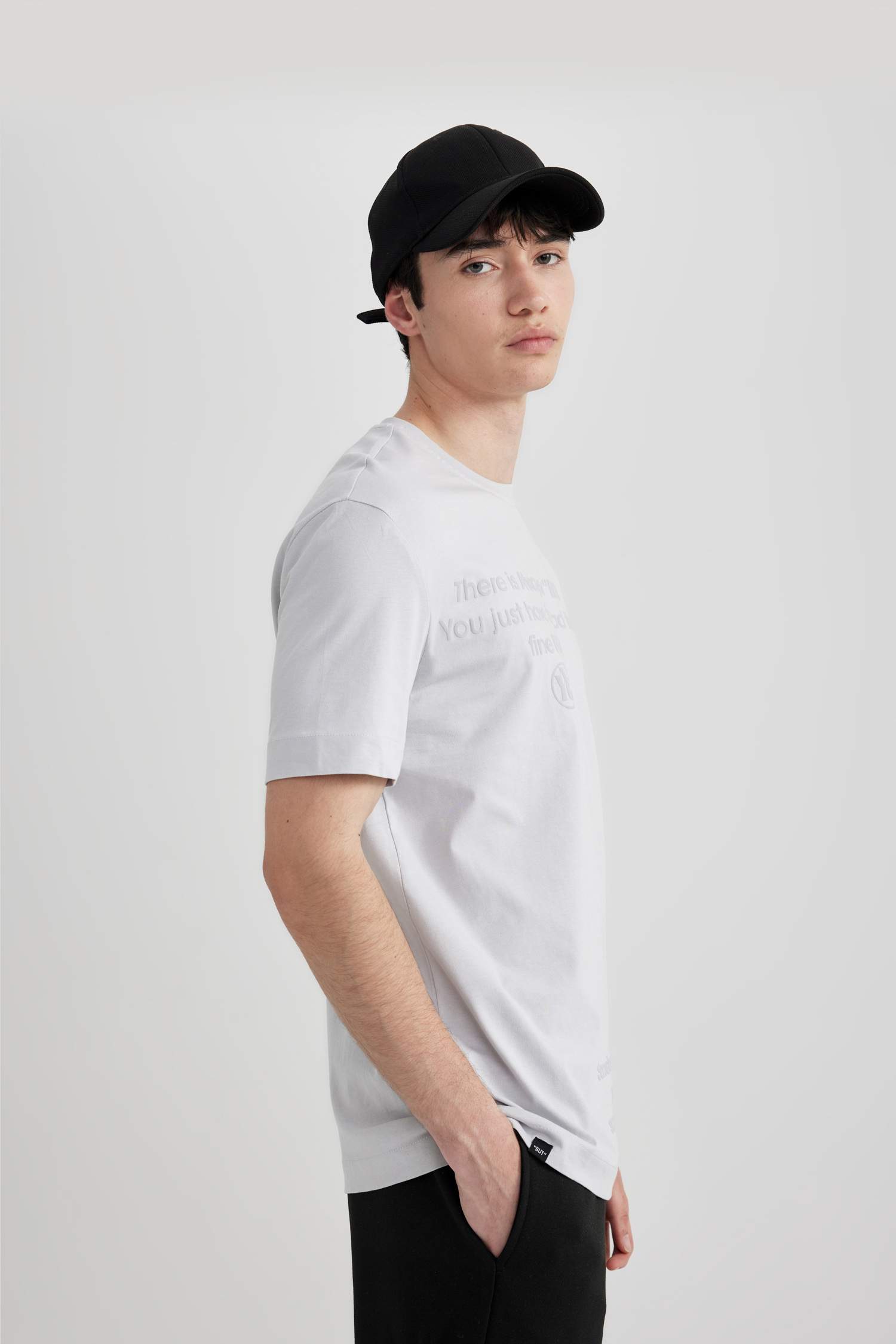 Regular Fit Crew Neck Printed Short Sleeve T-Shirt