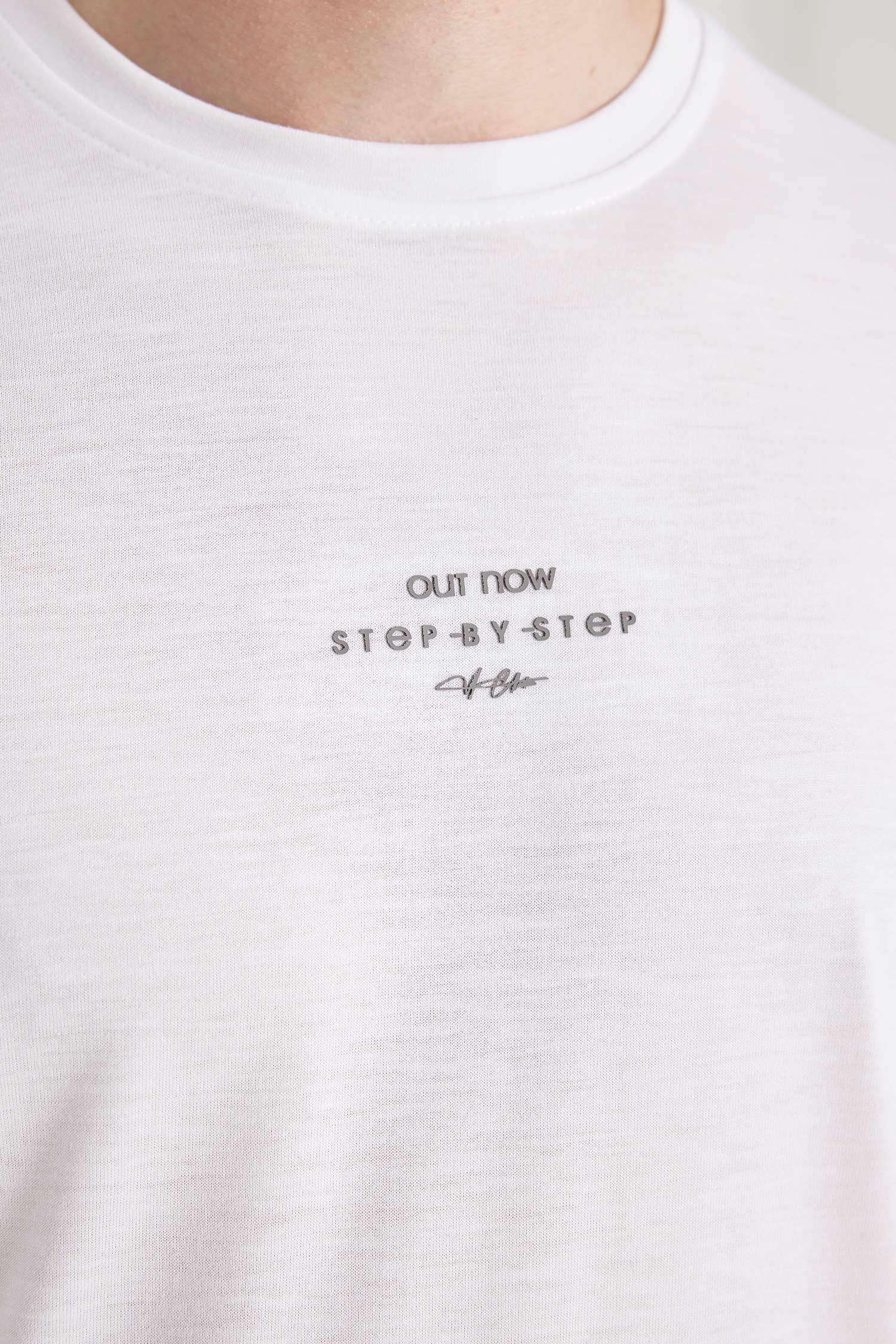 Long Muscle Fit Crew Neck Printed Short Sleeve T-Shirt